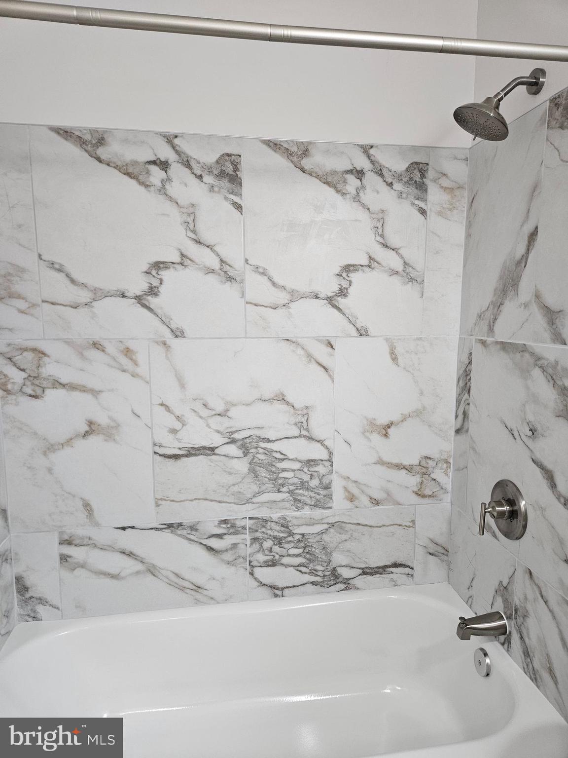 PROPHECY - Residential Lease