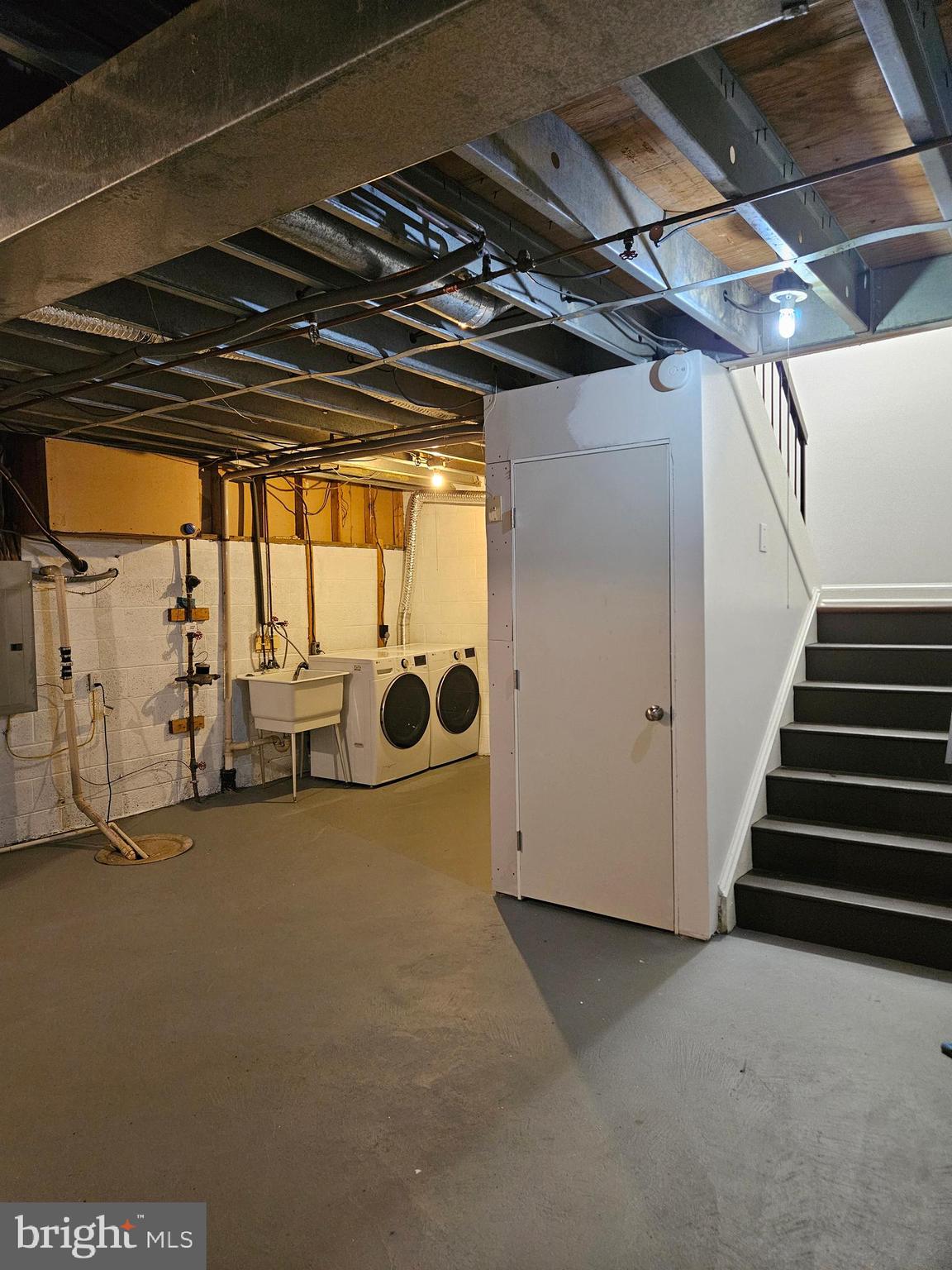 PROPHECY - Residential Lease