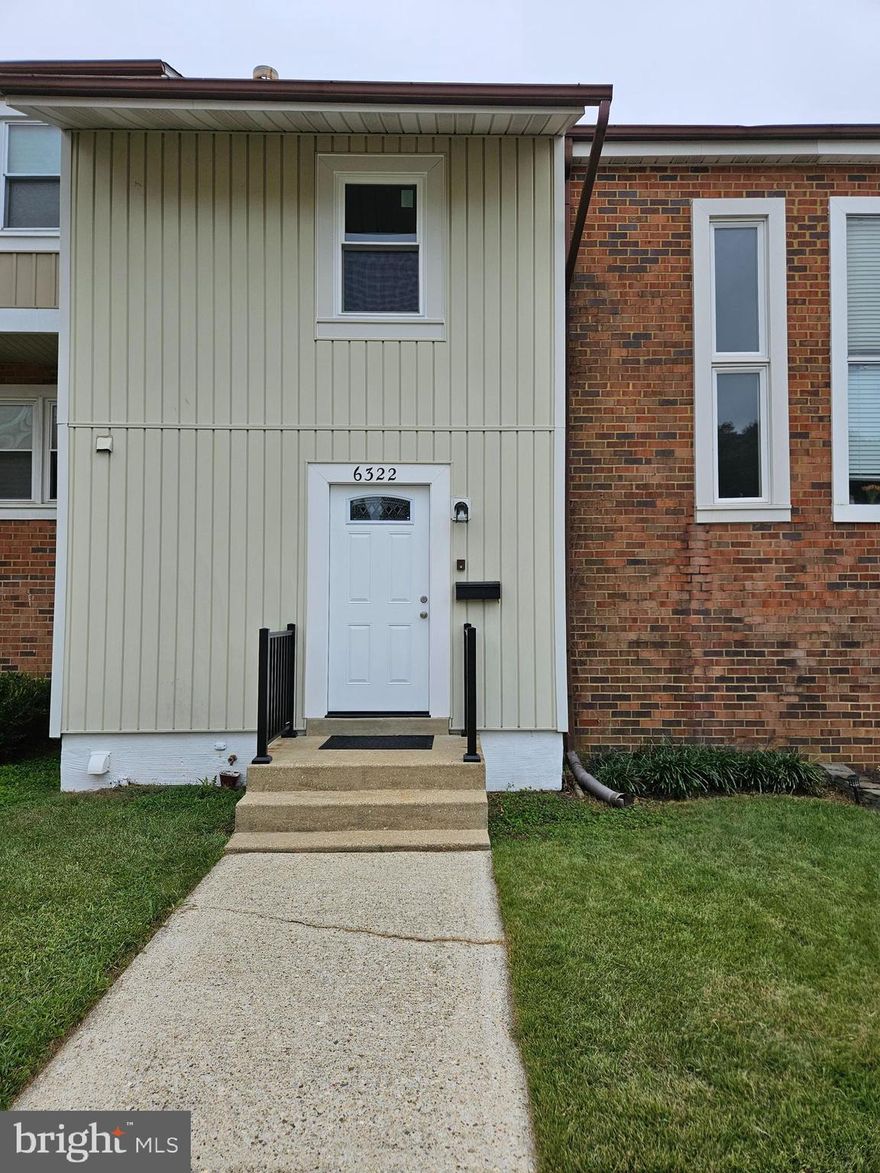 WELCOME HOME!!  Beautifully newly renovated 3 bedroom 1 Full 2 Half bath townhouse.   Freshly painted throughout.  New kitchen stainless steel appliances.  Granite countertops.  Laminated flooring.  New lighting throughout.  Separate dining area.   Spacious living space.  Master bedroom and bathroom.  Renovated bathrooms.  Walk-in closets.  New windows.  New washer and dryer.   Spacious back yard and large deck.   Minutes from the Beltway, Rivertowne Shopping Center, the National Harbor.   Credit score requirement 640.  Income requirement 2.5x monthly rent.  Call l/a with questions.