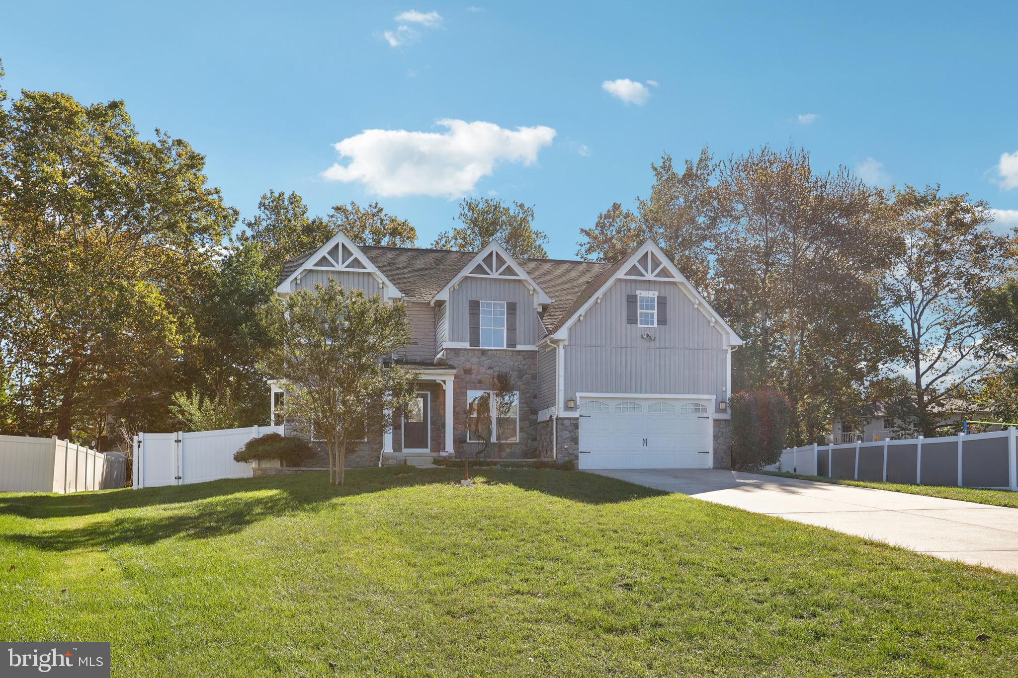 5 OLMSTED LANE