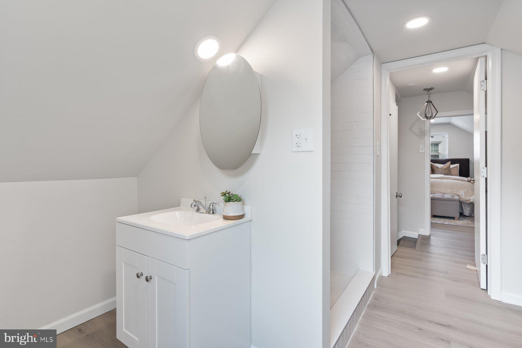 LOCHEARN - Residential