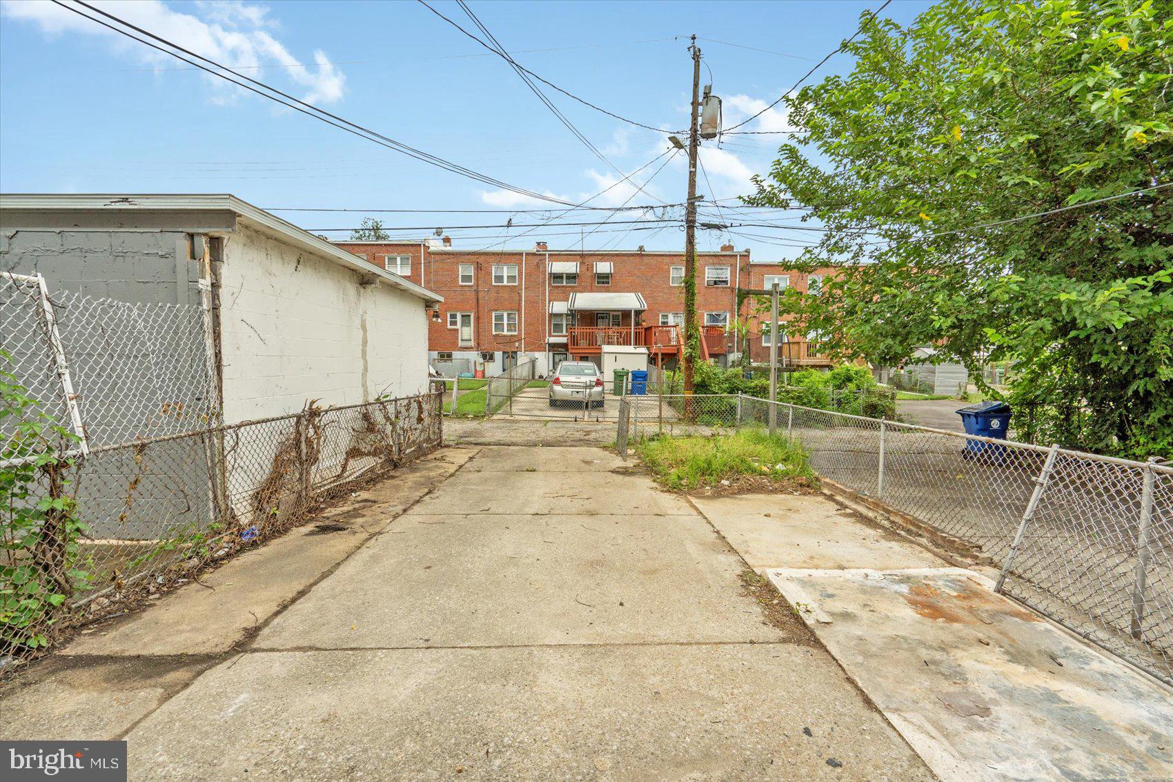 BELAIR-EDISON - Residential