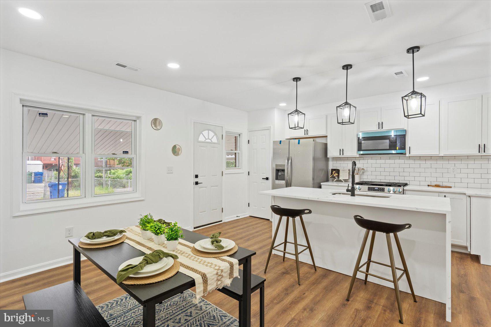 BELAIR-EDISON - Residential