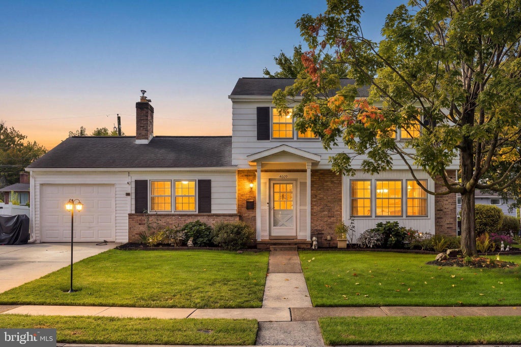 Photo of 4609 Danbury Road, HARRISBURG, PA 17109 (MLS # PADA2064412)