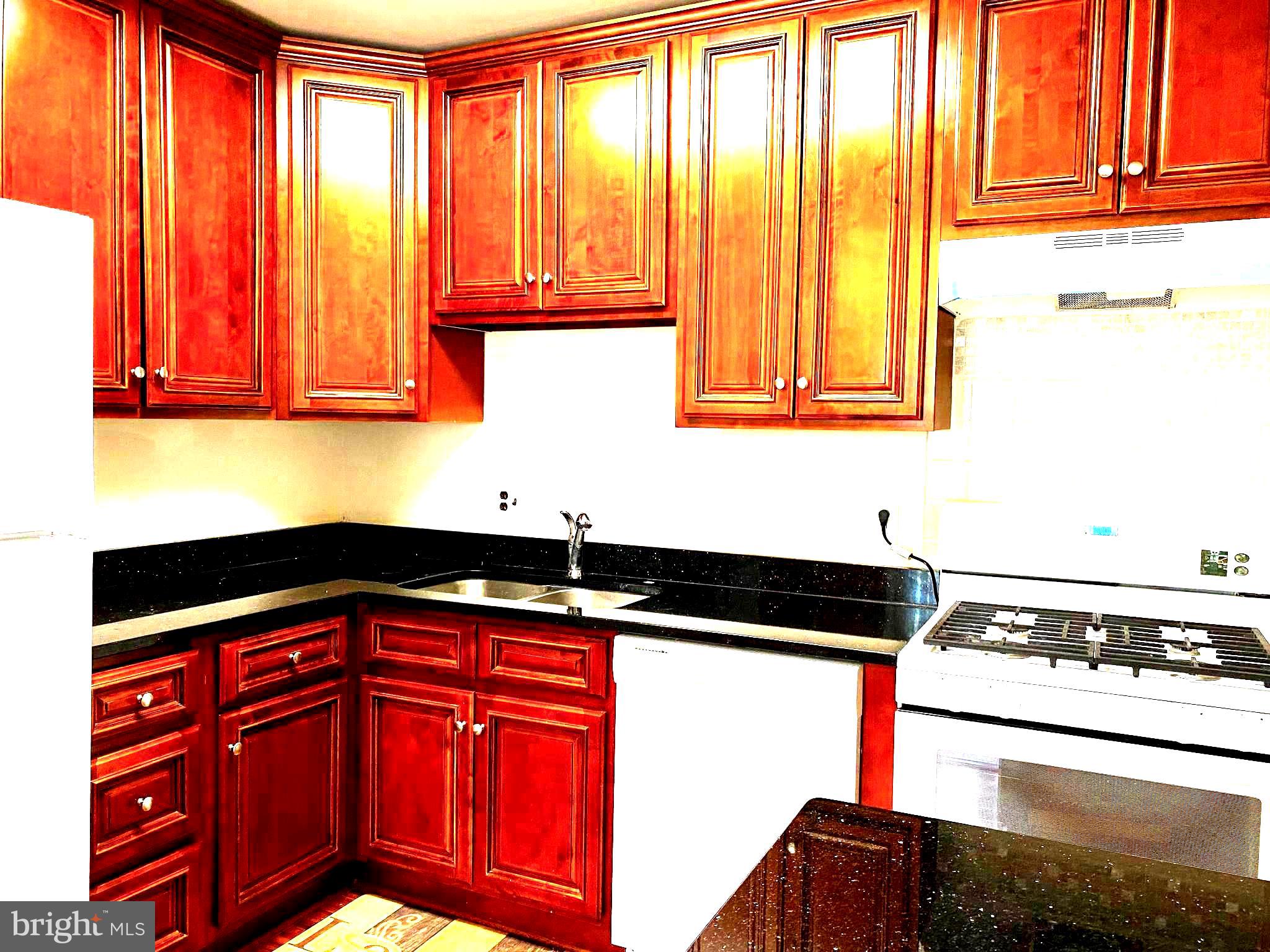 PLYMOUTH GARDENS - Residential