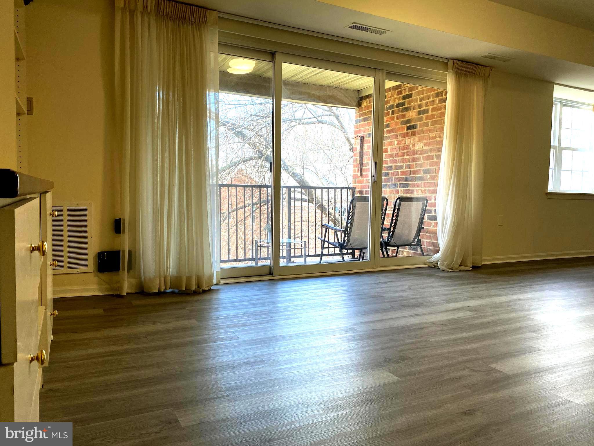 PLYMOUTH GARDENS - Residential