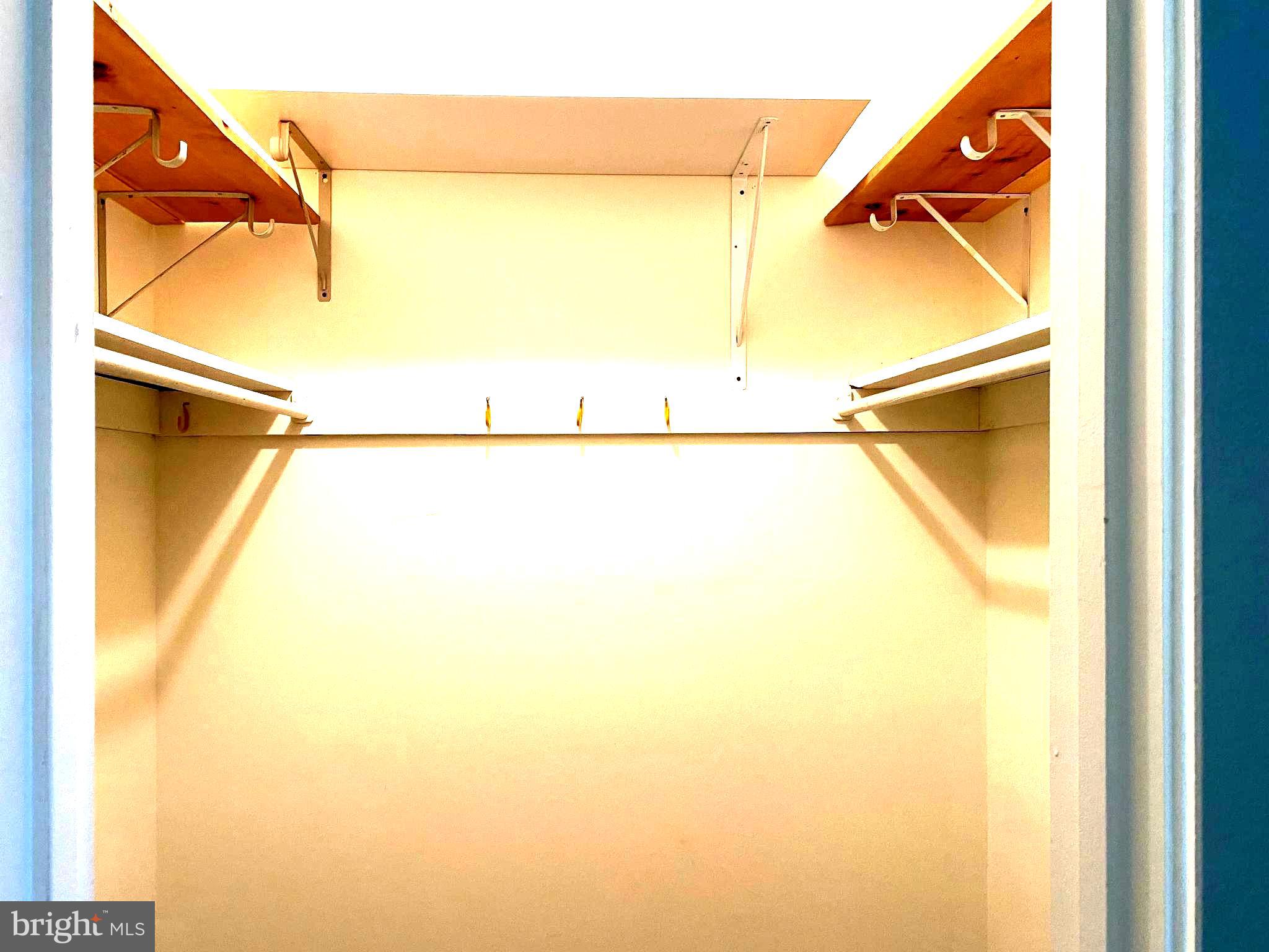 PLYMOUTH GARDENS - Residential