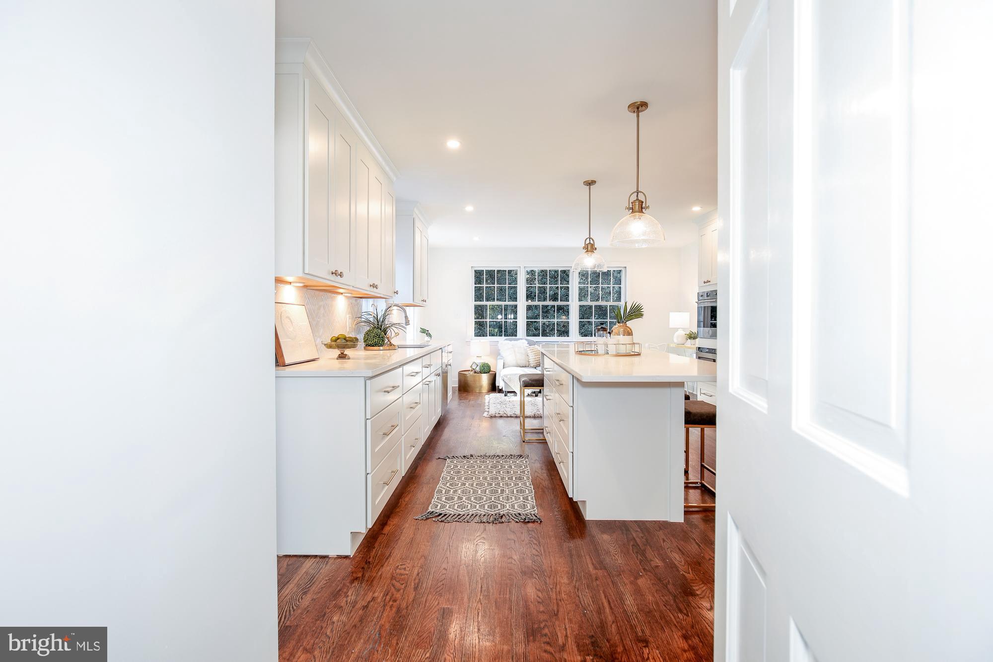 BANNOCKBURN ESTATES - Residential