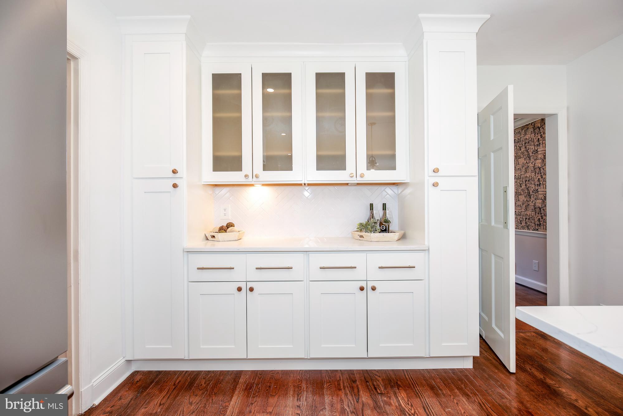 BANNOCKBURN ESTATES - Residential