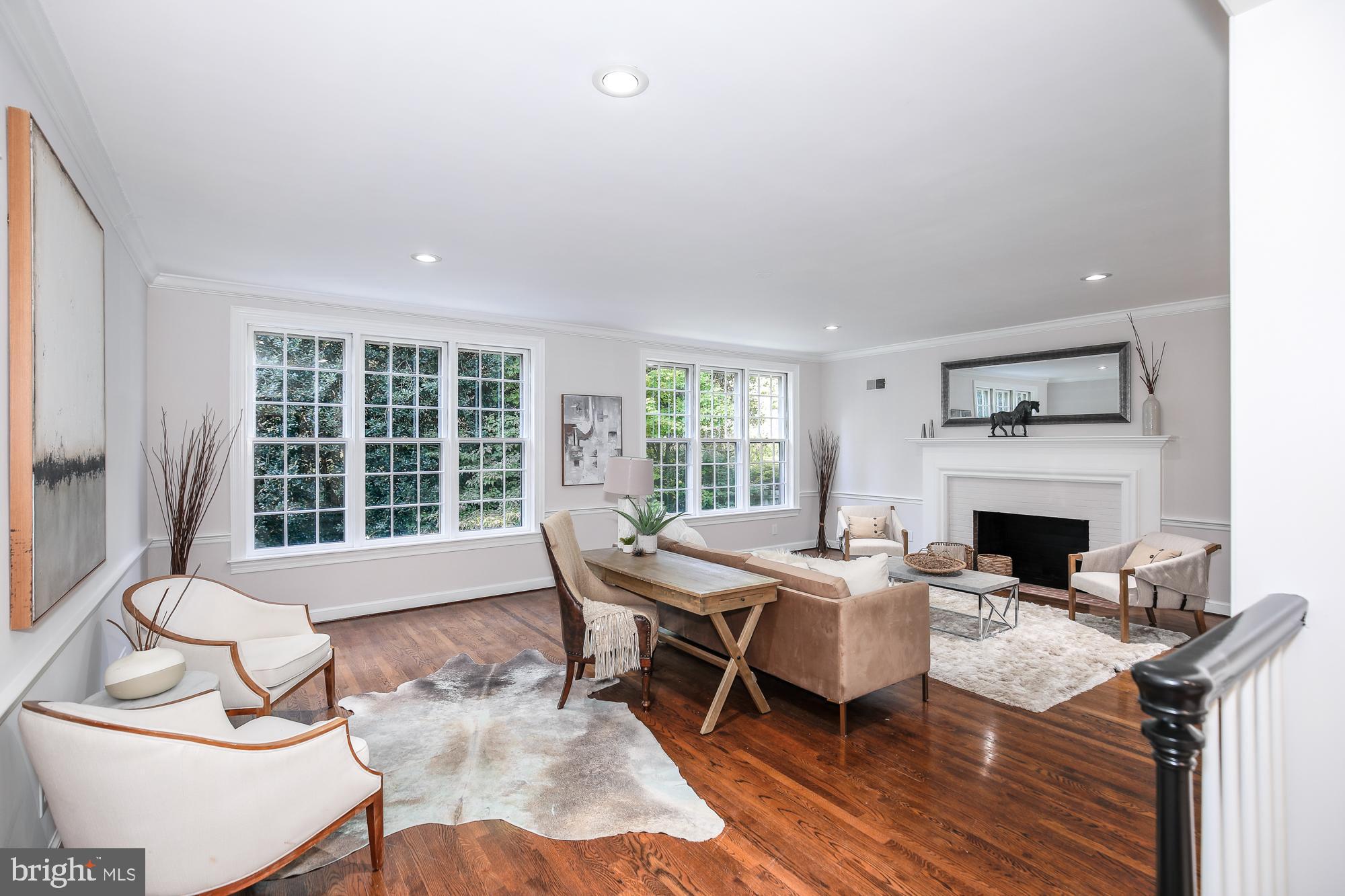 BANNOCKBURN ESTATES - Residential