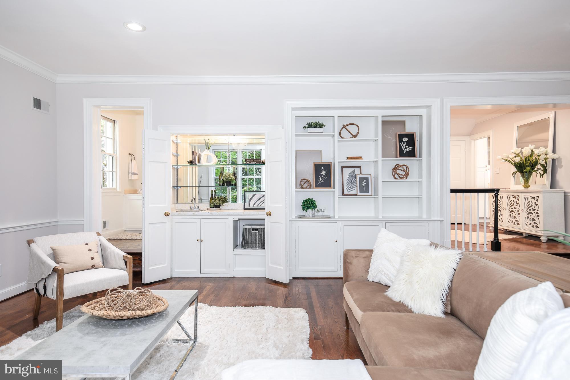 BANNOCKBURN ESTATES - Residential