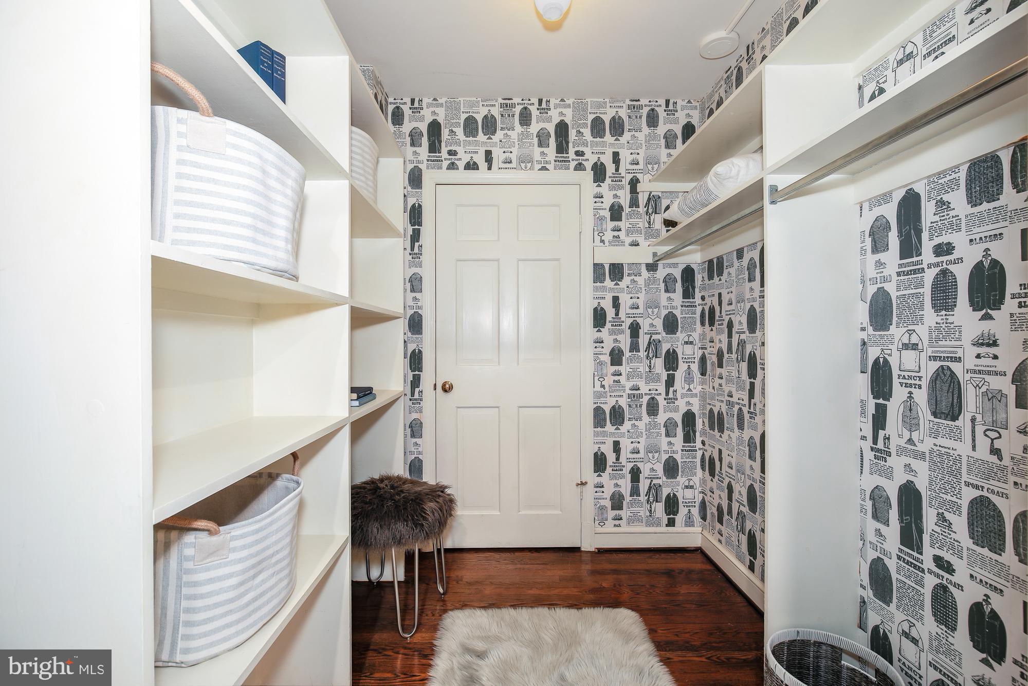 BANNOCKBURN ESTATES - Residential