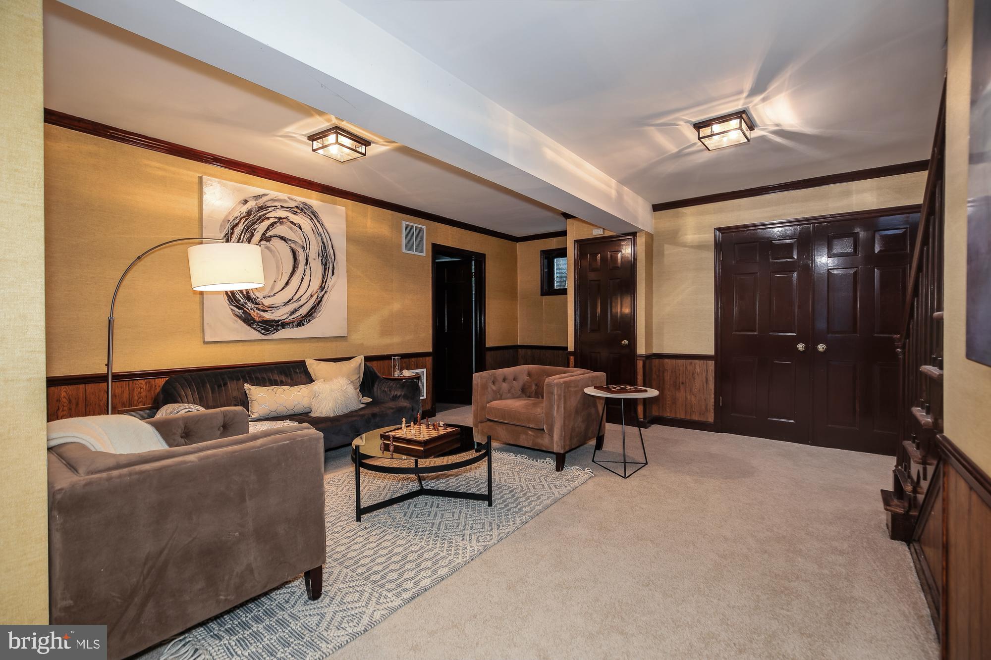 BANNOCKBURN ESTATES - Residential