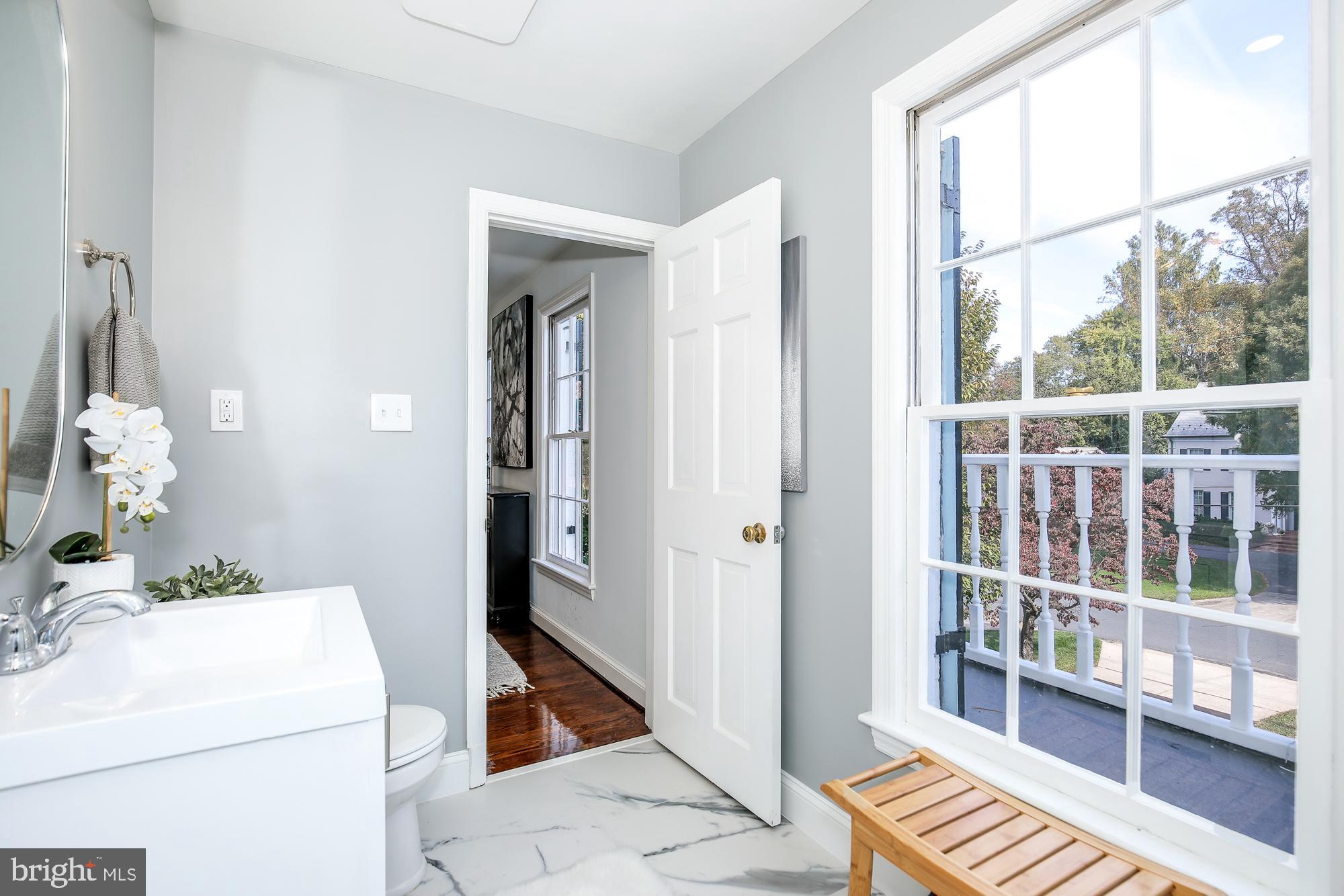 BANNOCKBURN ESTATES - Residential