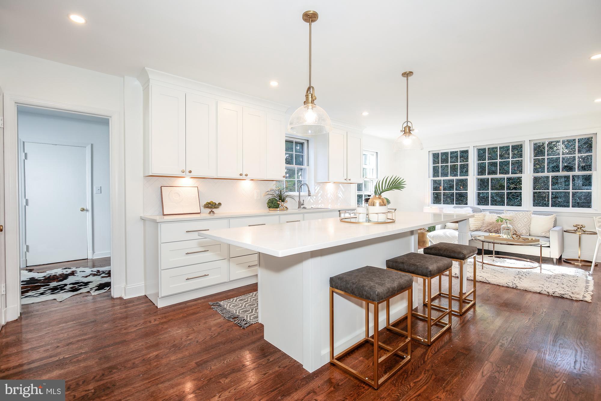 BANNOCKBURN ESTATES - Residential