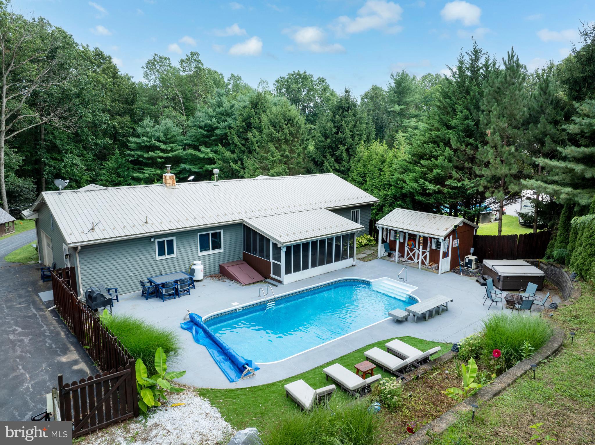 370 ASPEN RIDGE WAY