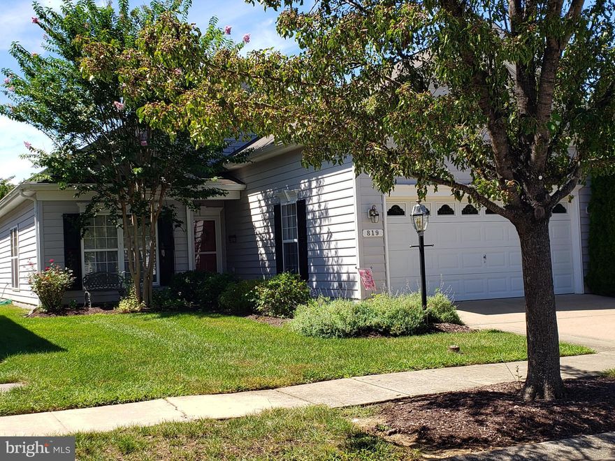 Another great home in Symphony Village.  This 3 bedroom, 2 full bath home features hardwood and carpeted flooring, beautiful fireplace on the feature wall and a one of a kind "piano shaped" rear patio.  This is a must see!