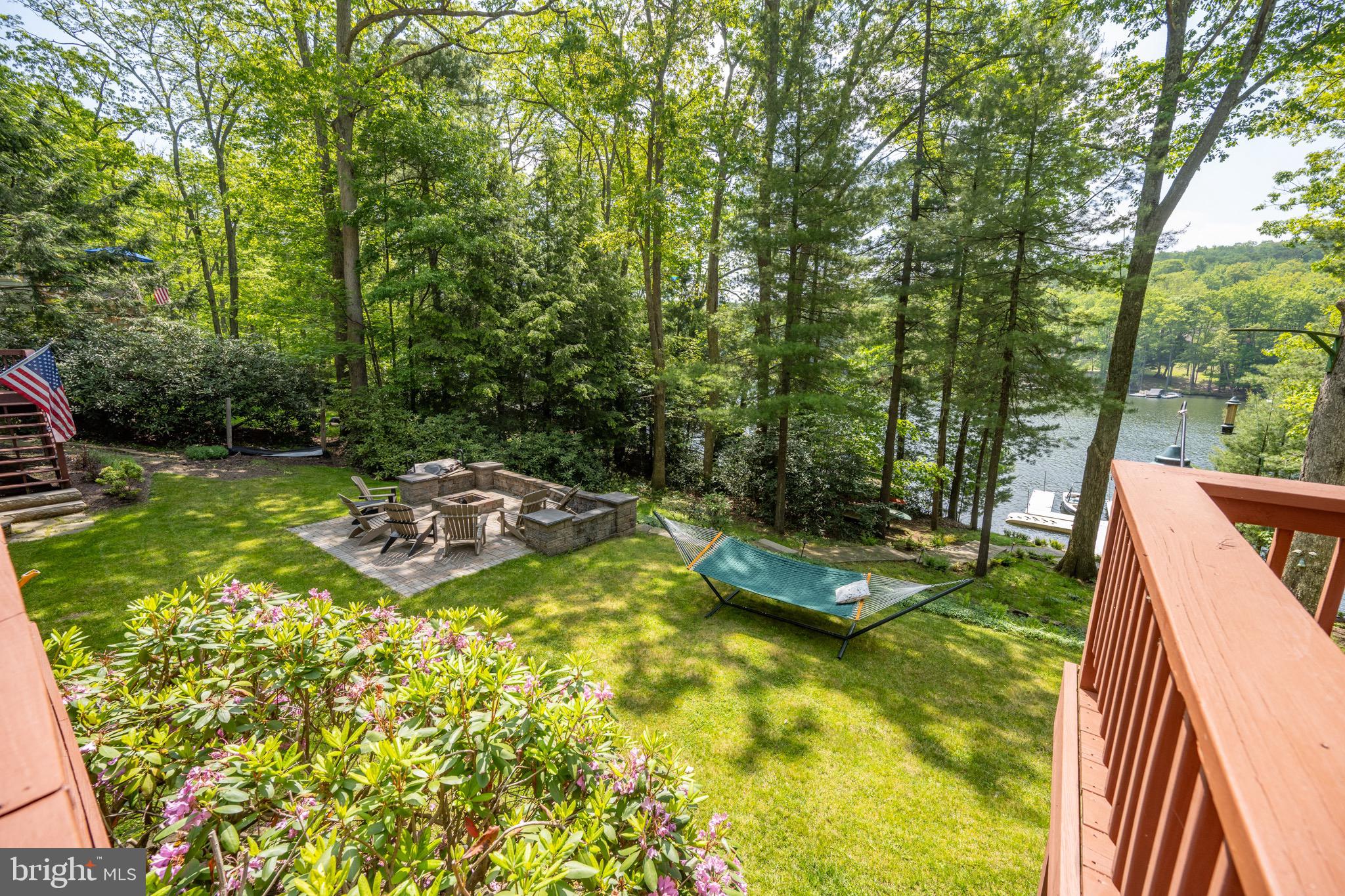 HARVEYS PENINSULA - Residential