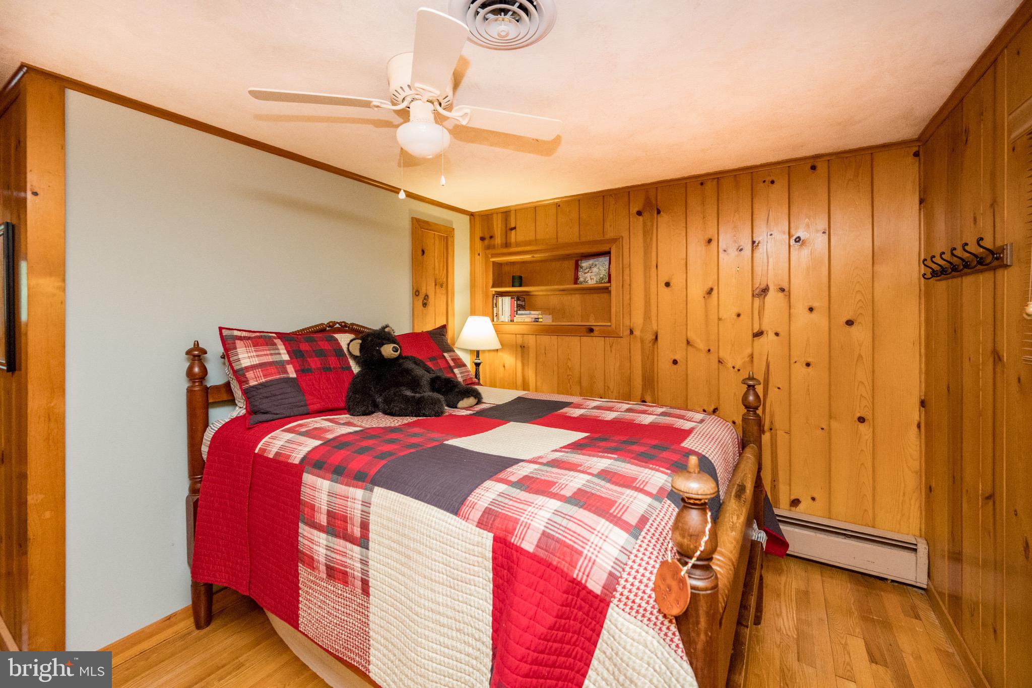 HARVEYS PENINSULA - Residential