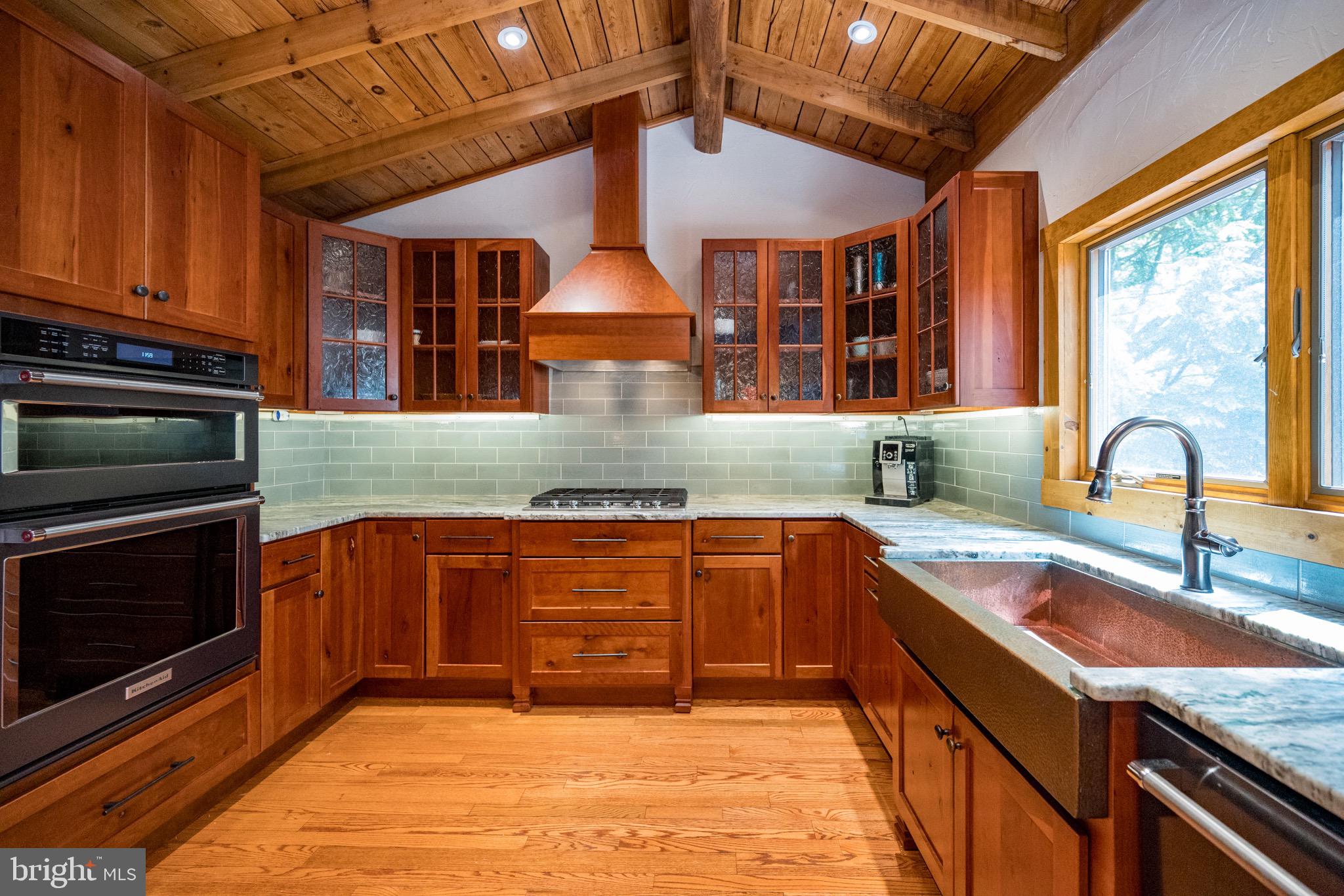 HARVEYS PENINSULA - Residential