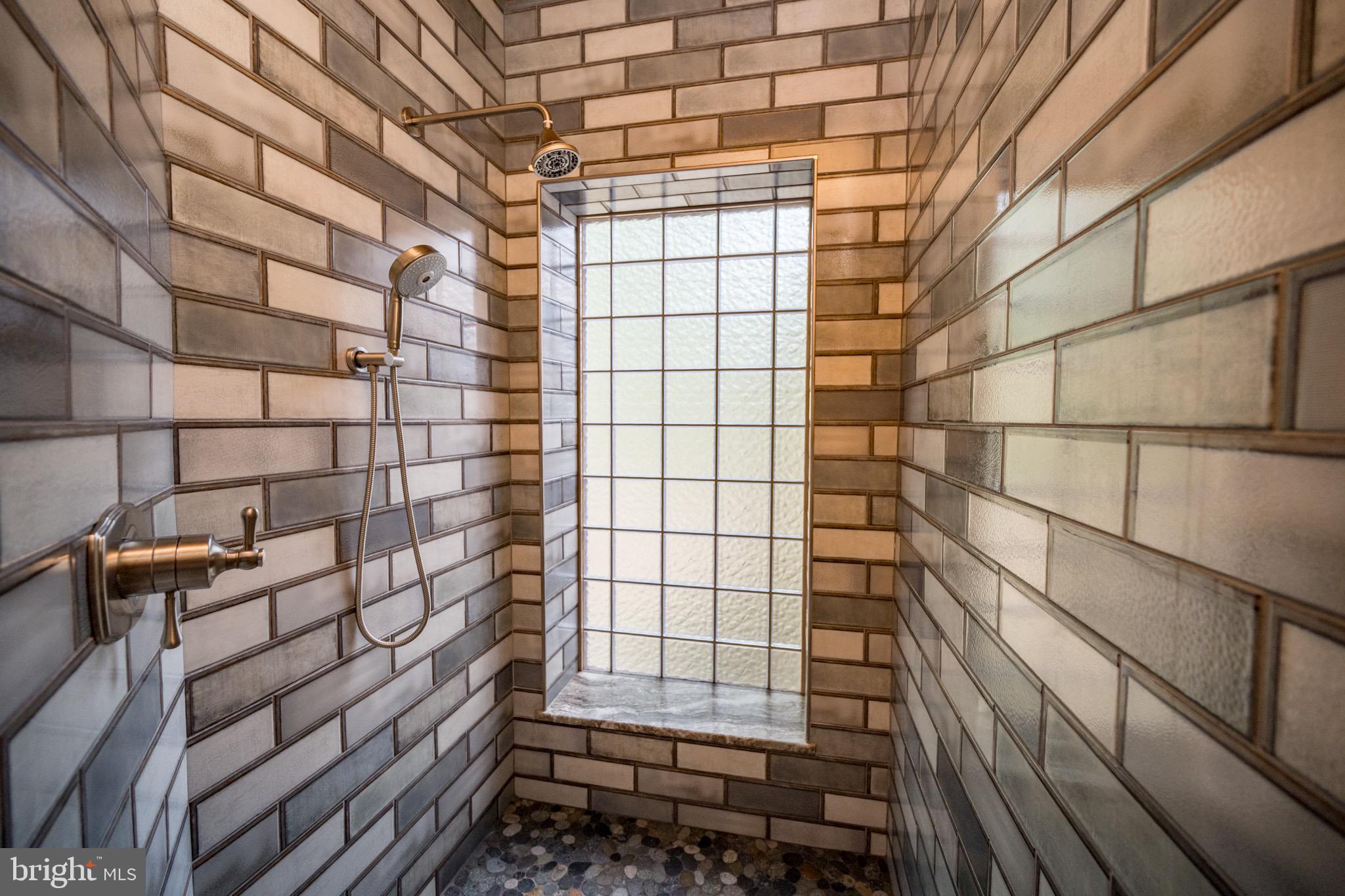 HARVEYS PENINSULA - Residential