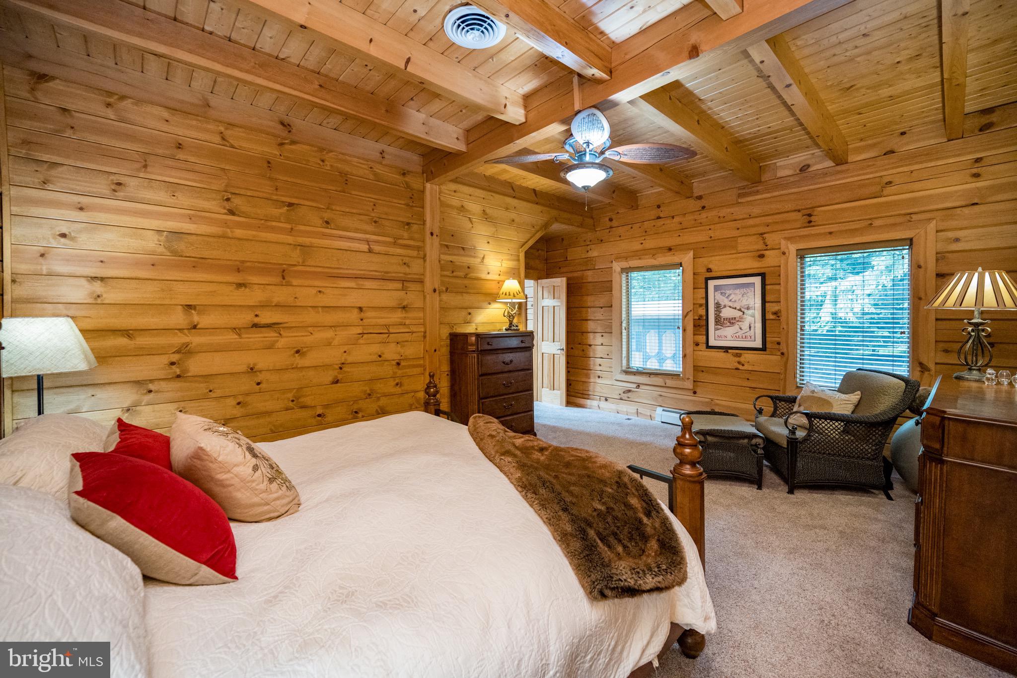 HARVEYS PENINSULA - Residential