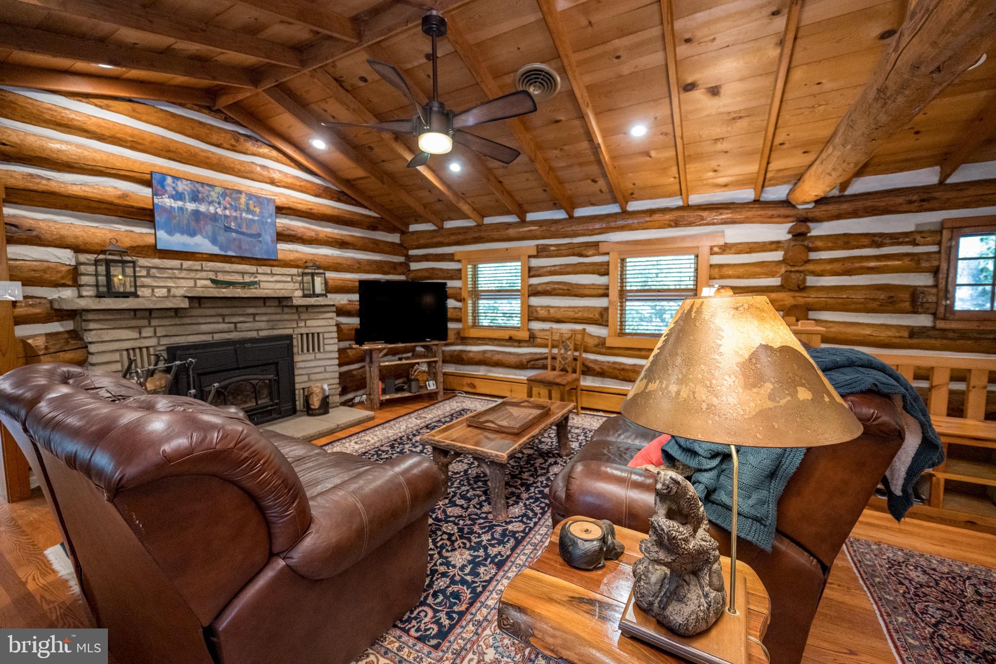 HARVEYS PENINSULA - Residential