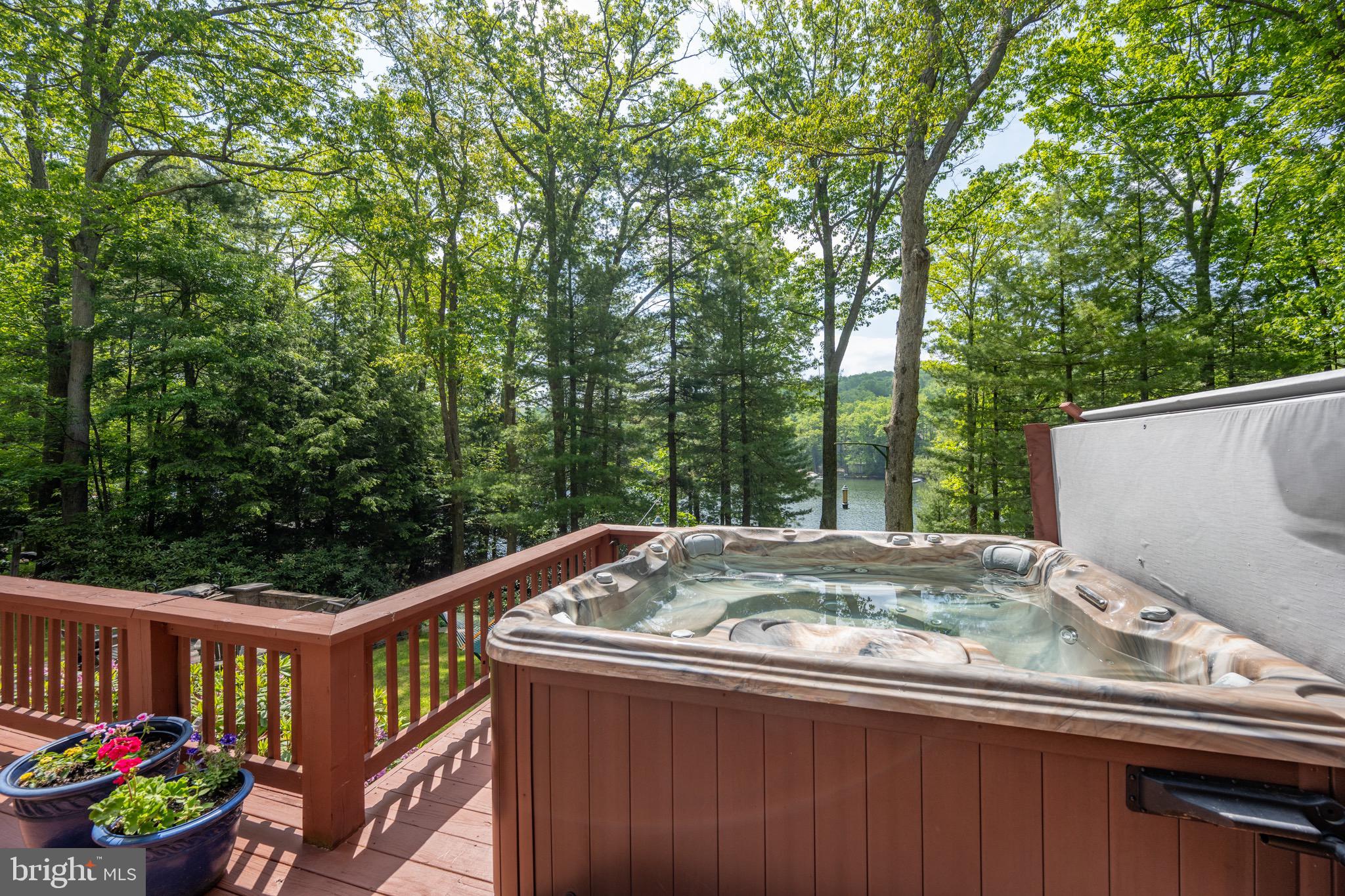 HARVEYS PENINSULA - Residential