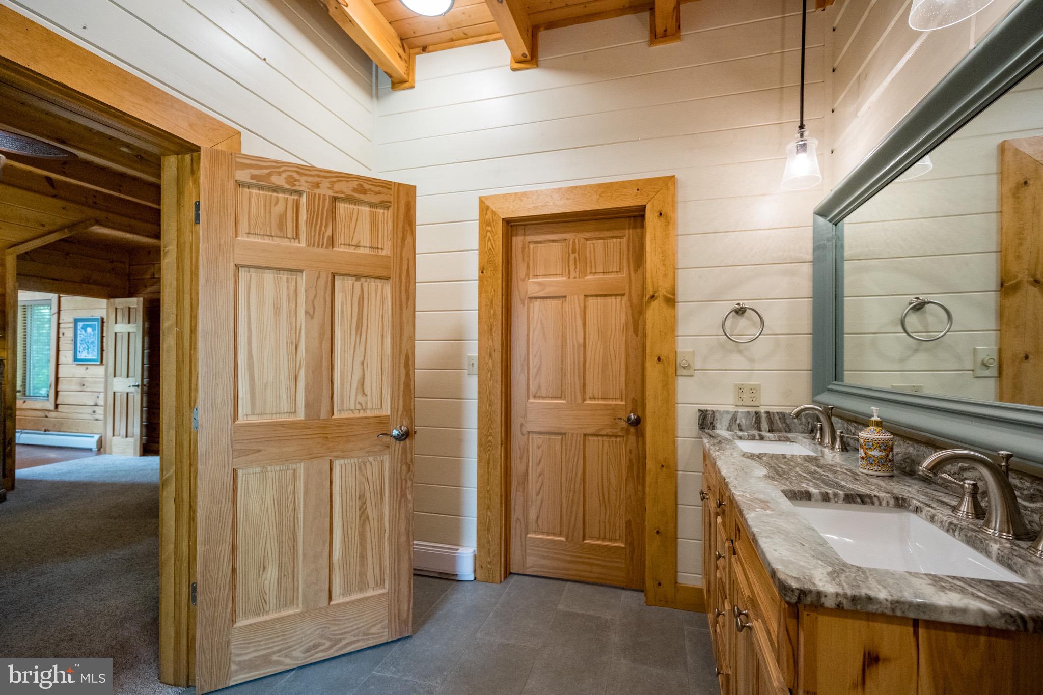 HARVEYS PENINSULA - Residential