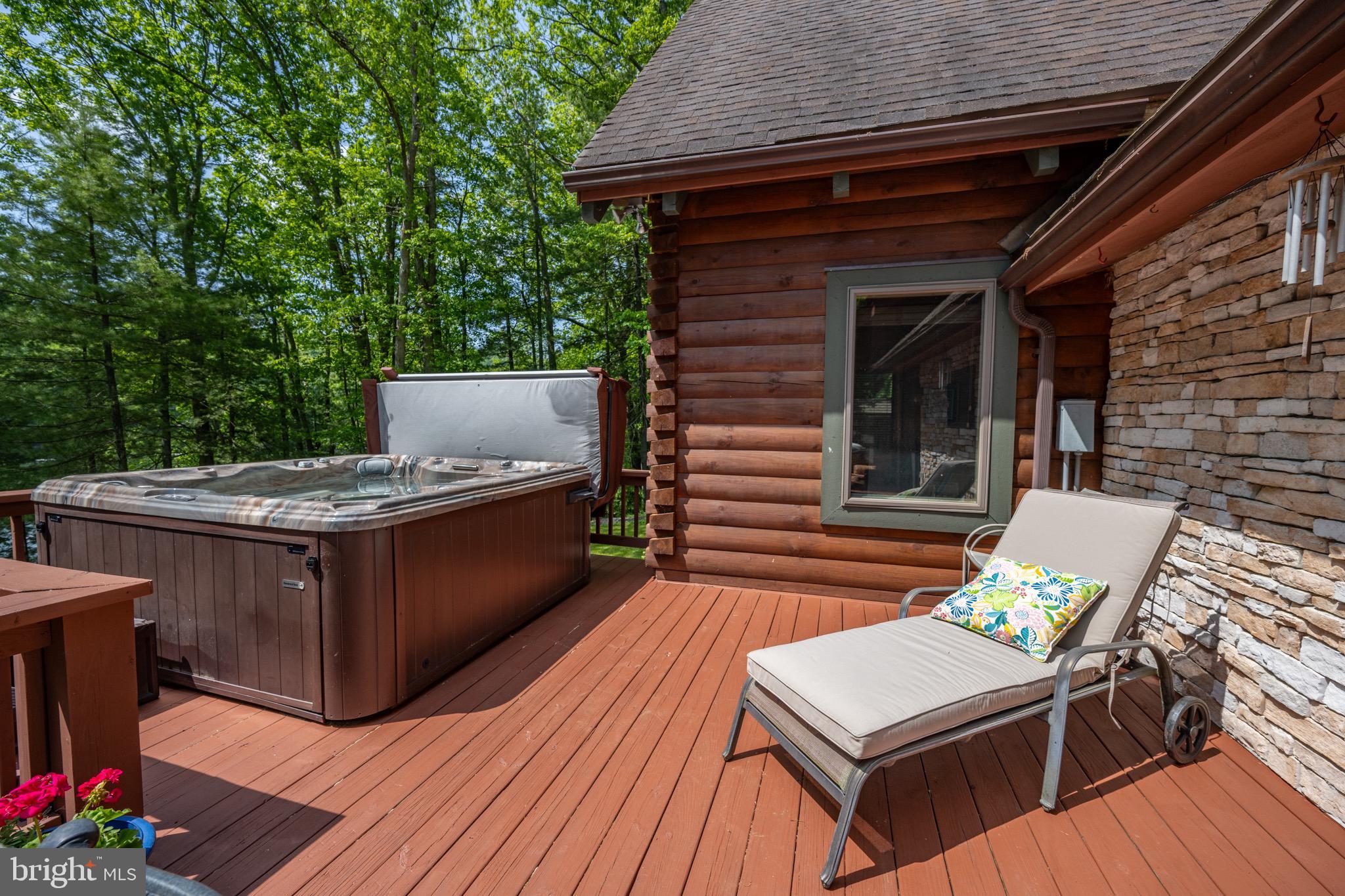 HARVEYS PENINSULA - Residential