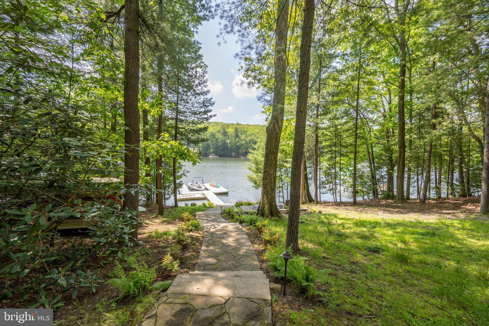 HARVEYS PENINSULA - Residential