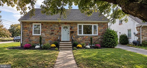 Photo of 6700 Pechin Street, PHILADELPHIA, PA 19128 (MLS # PAPH2680408)