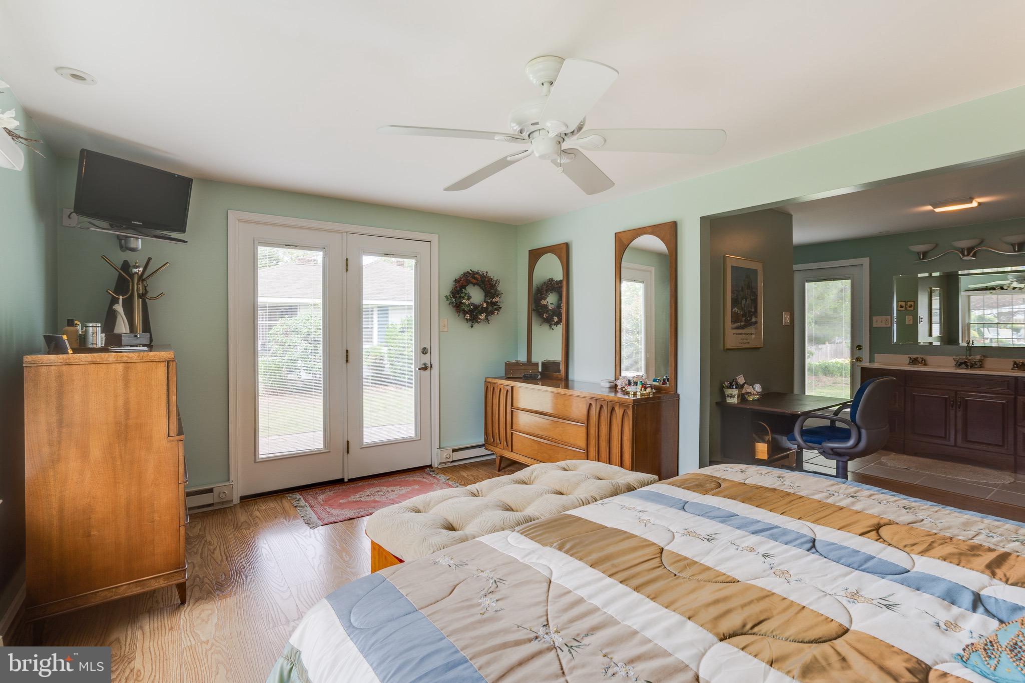 HOLLYWOOD BEACH - Residential