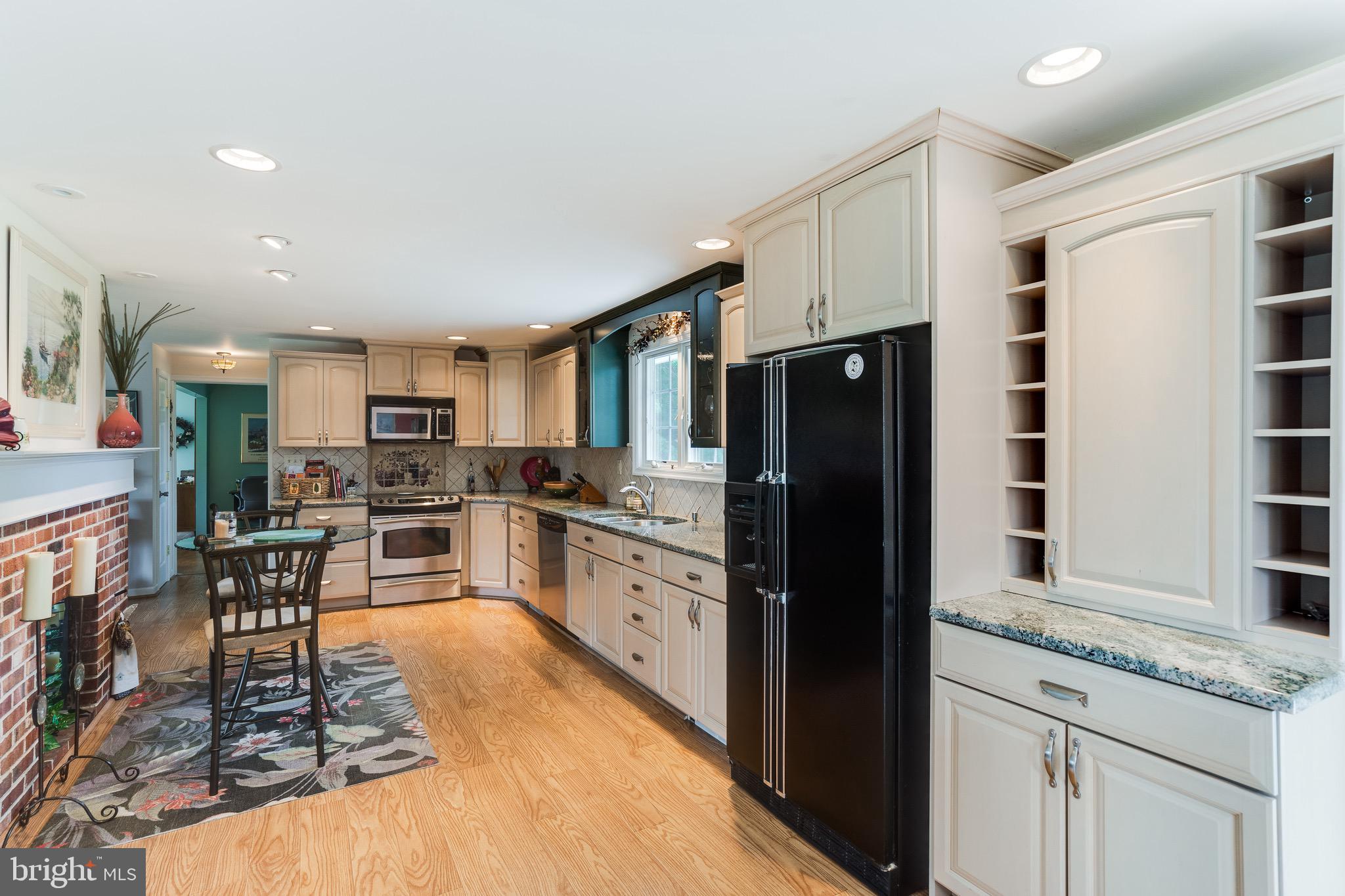 HOLLYWOOD BEACH - Residential