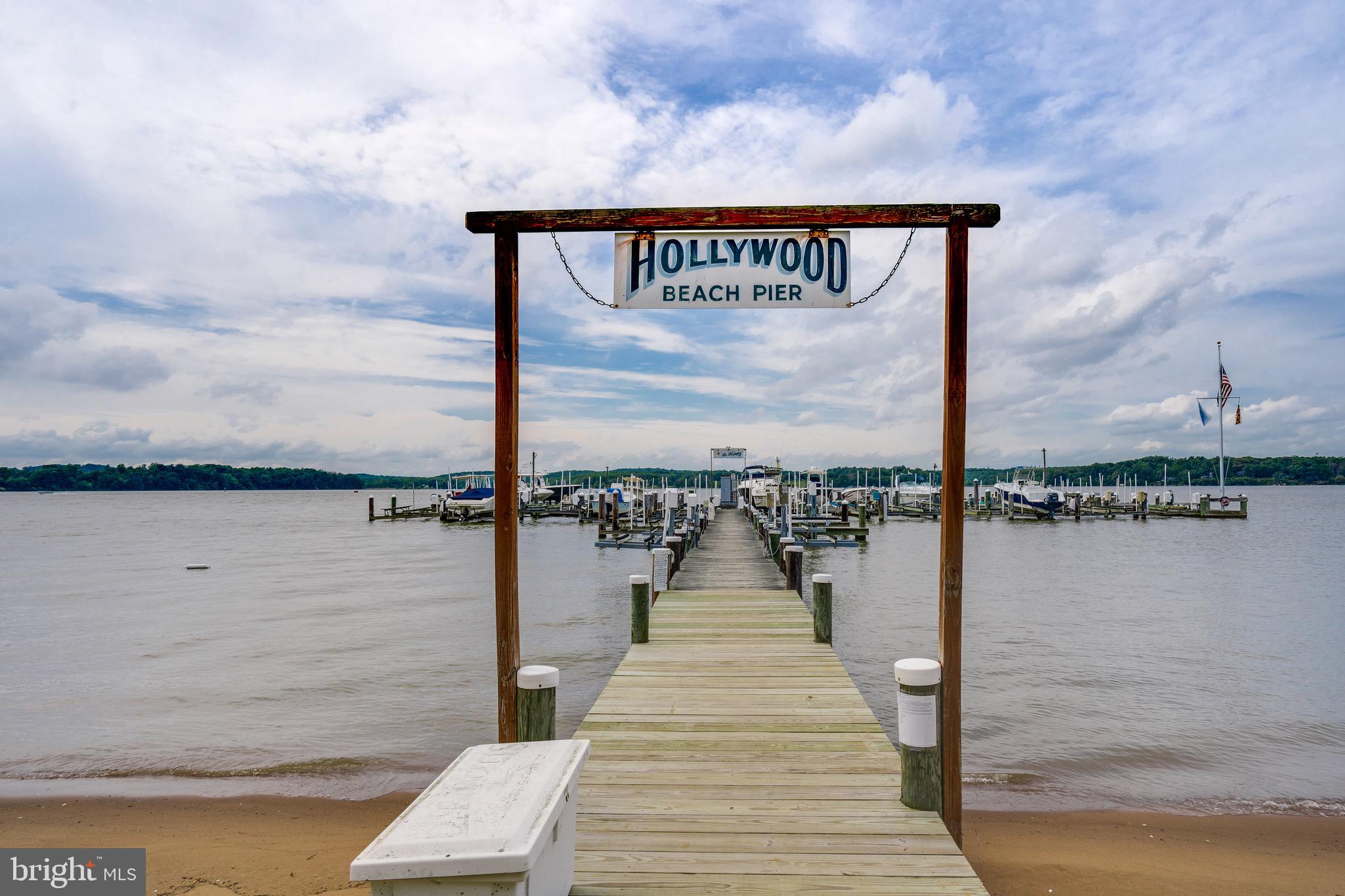 HOLLYWOOD BEACH - Residential