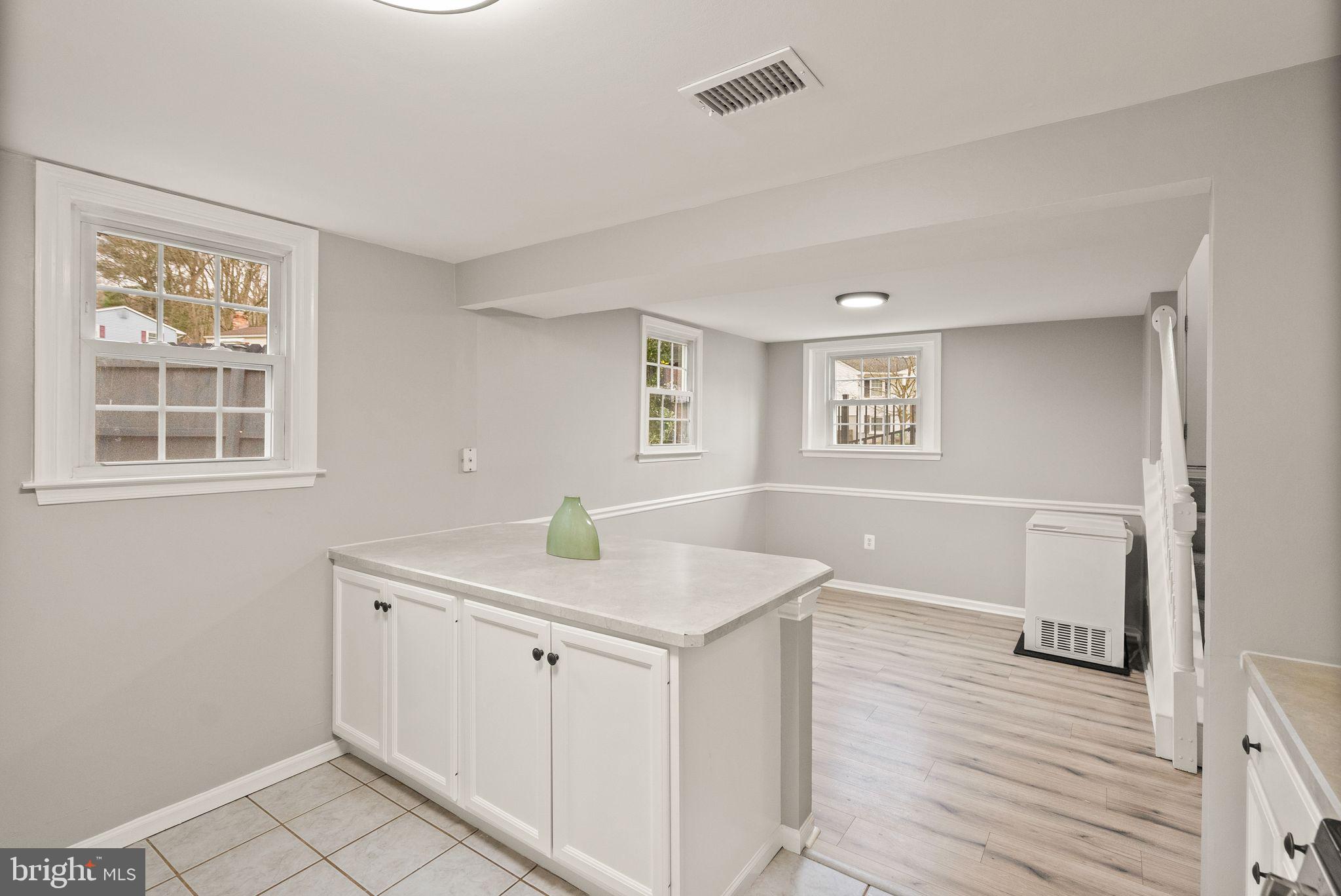 DALE CITY - Residential