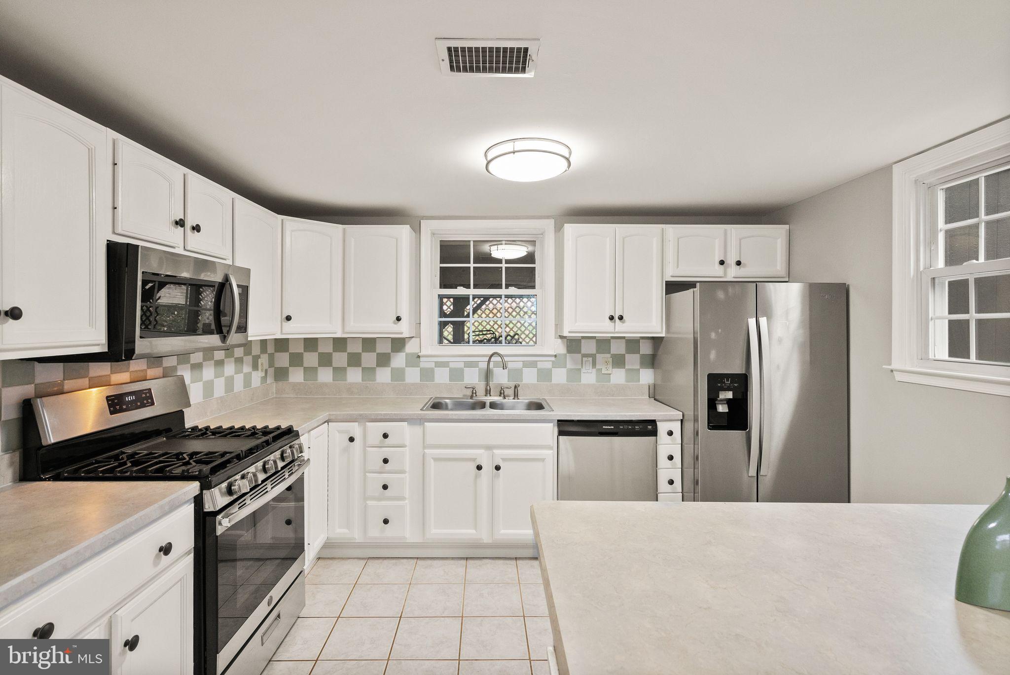 DALE CITY - Residential