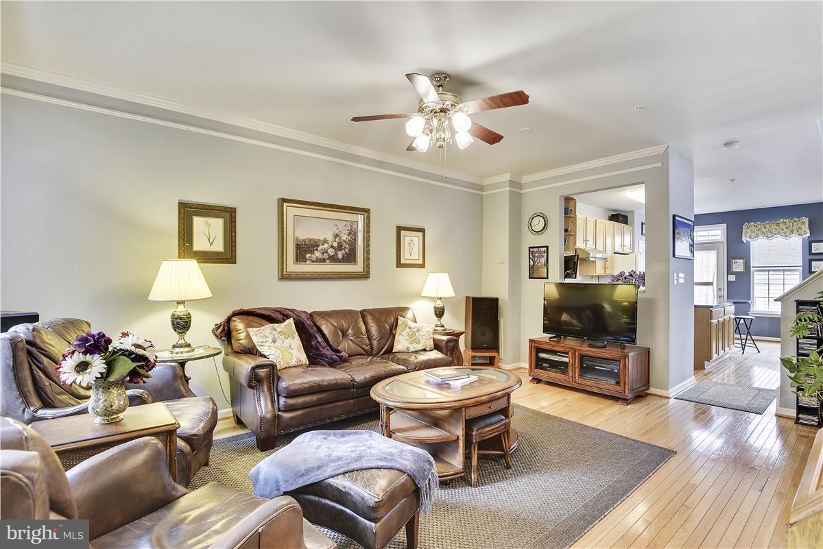 LAKELANDS - Residential