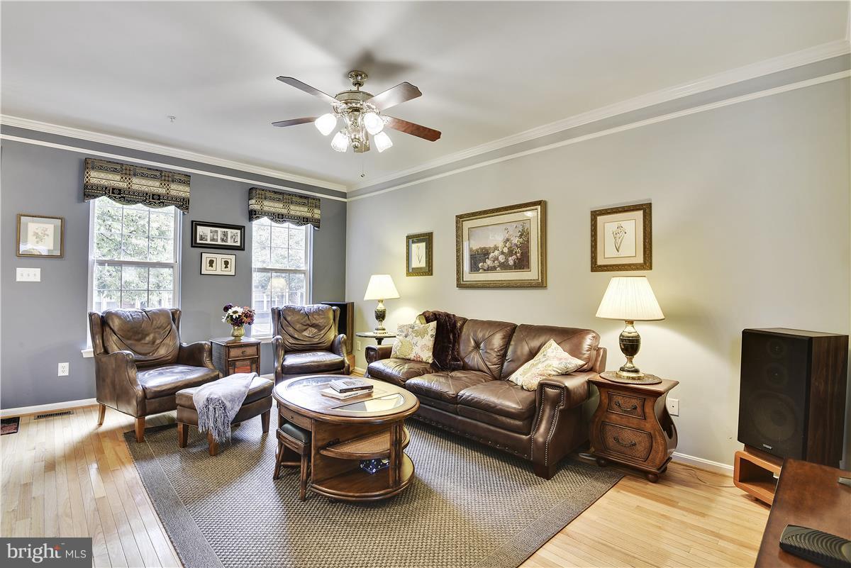 LAKELANDS - Residential