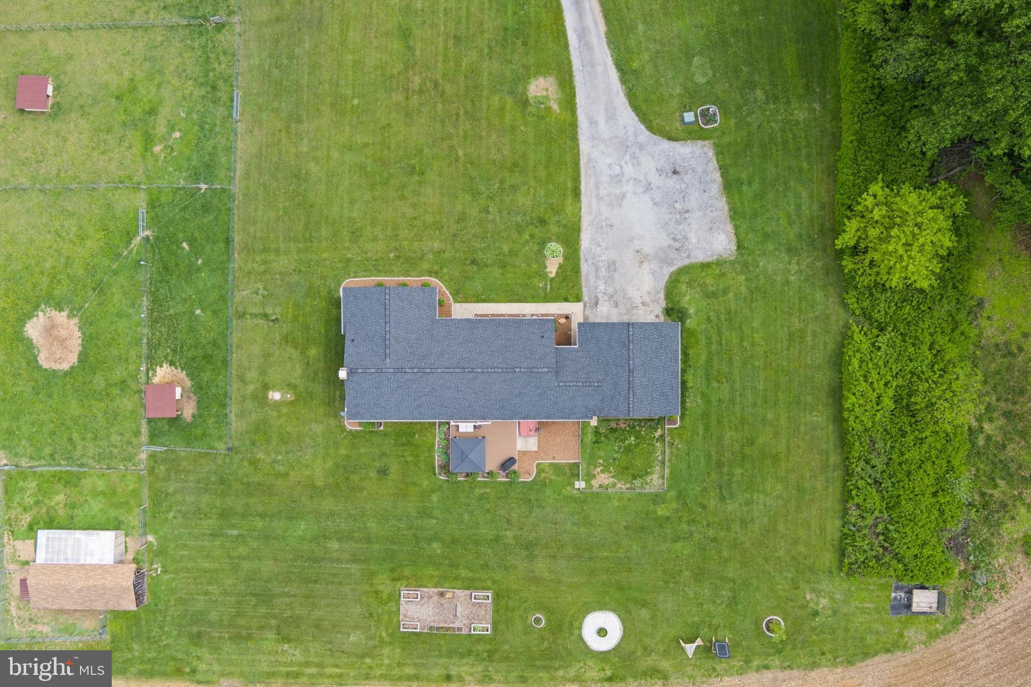 NESTLING WIND - Residential