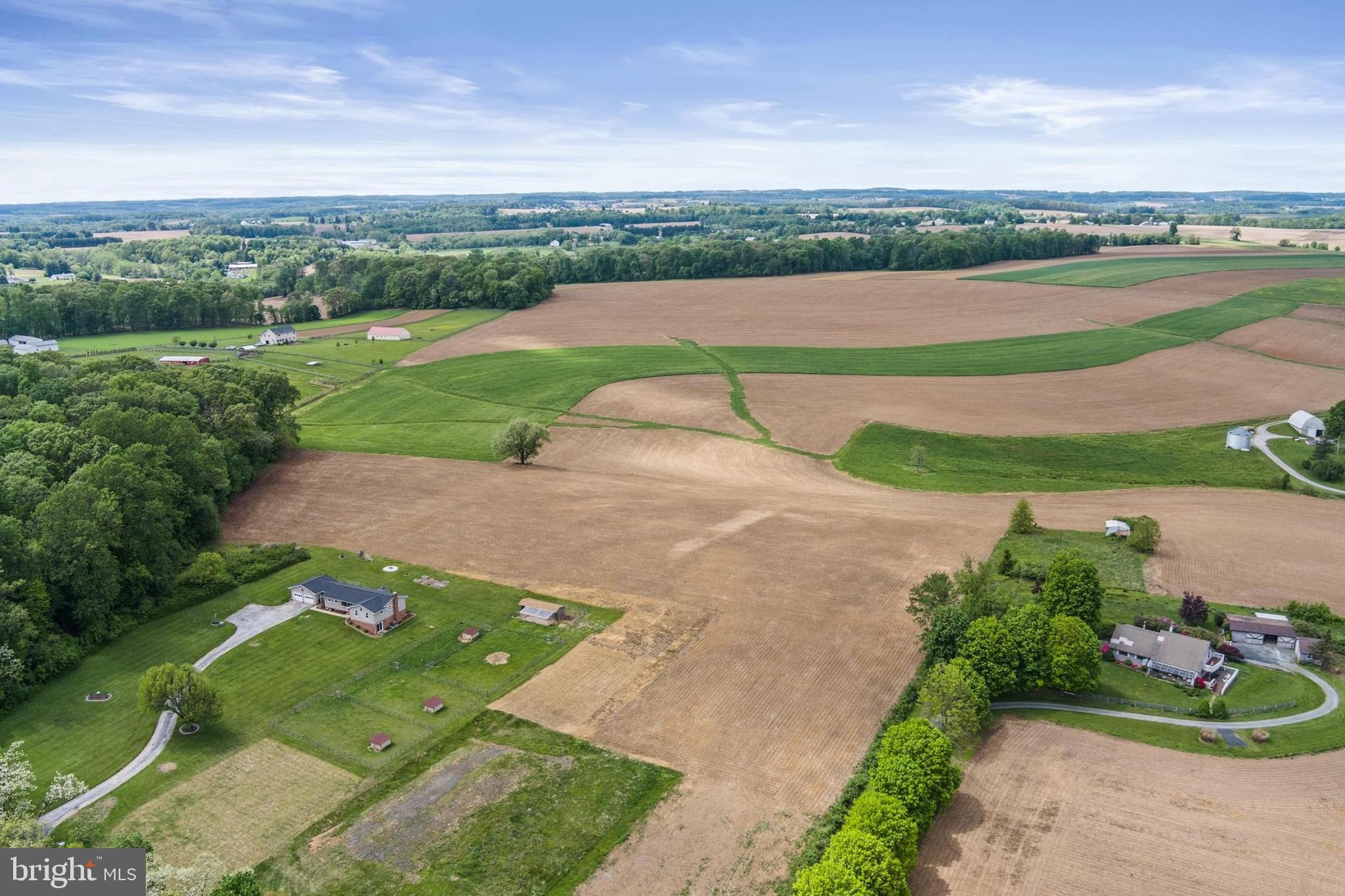 NESTLING WIND - Residential