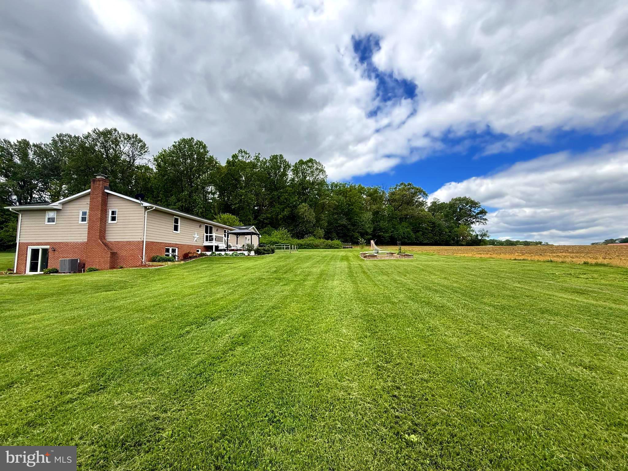 NESTLING WIND - Residential