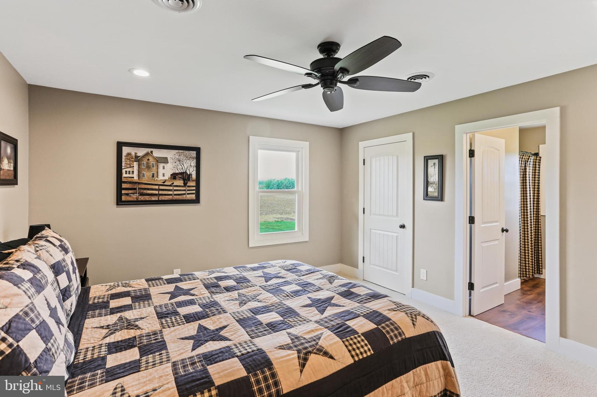 NESTLING WIND - Residential