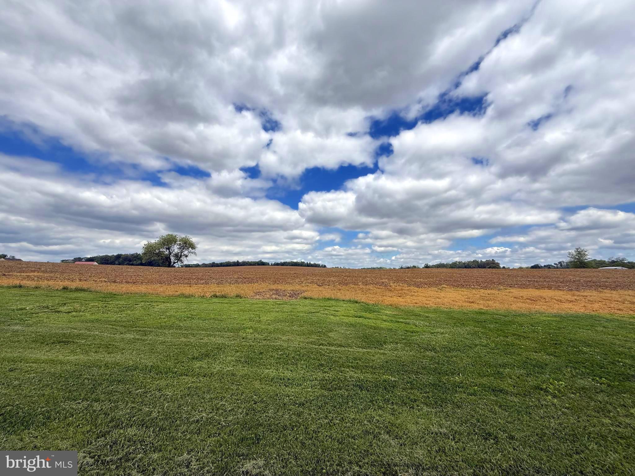 NESTLING WIND - Residential