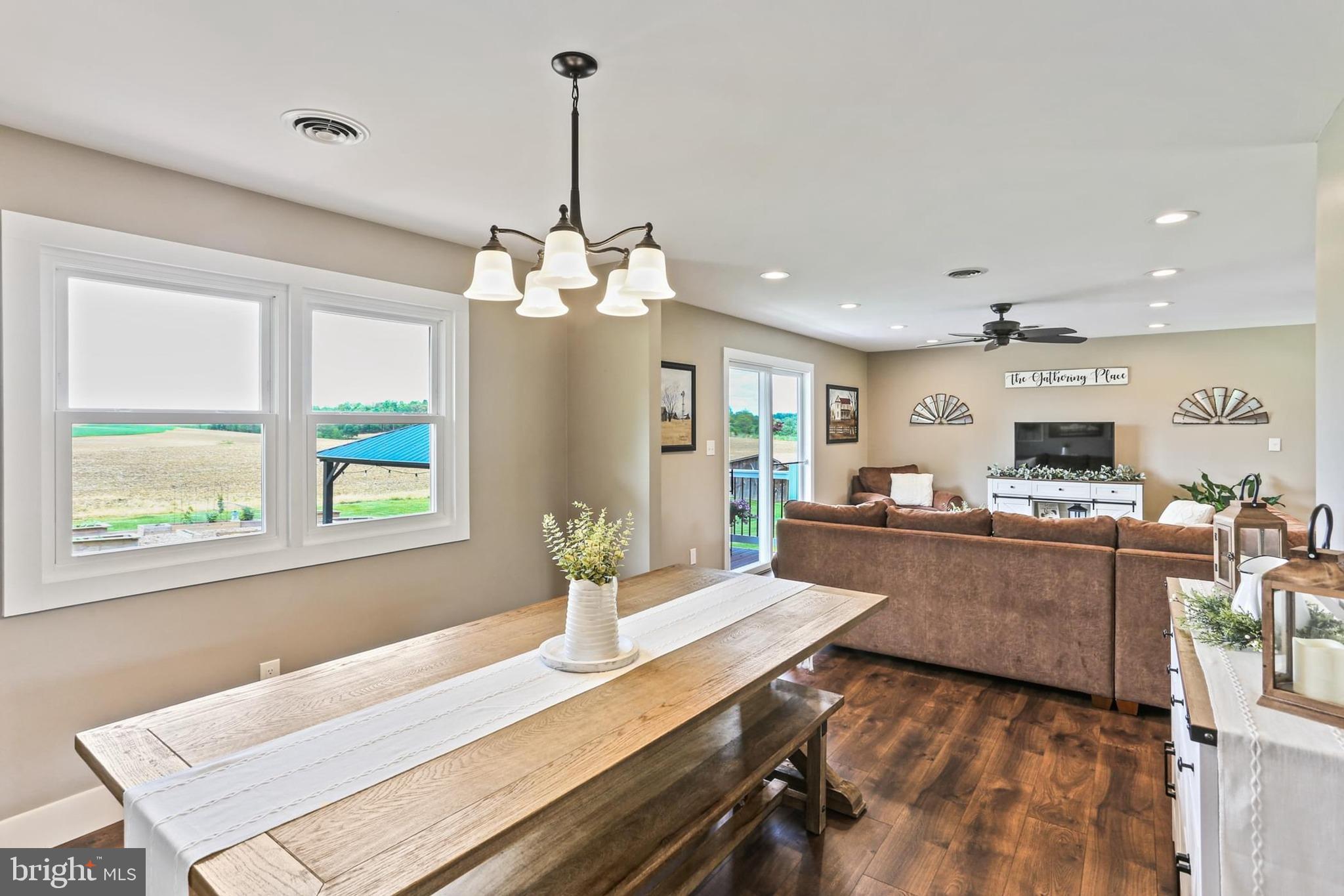 NESTLING WIND - Residential