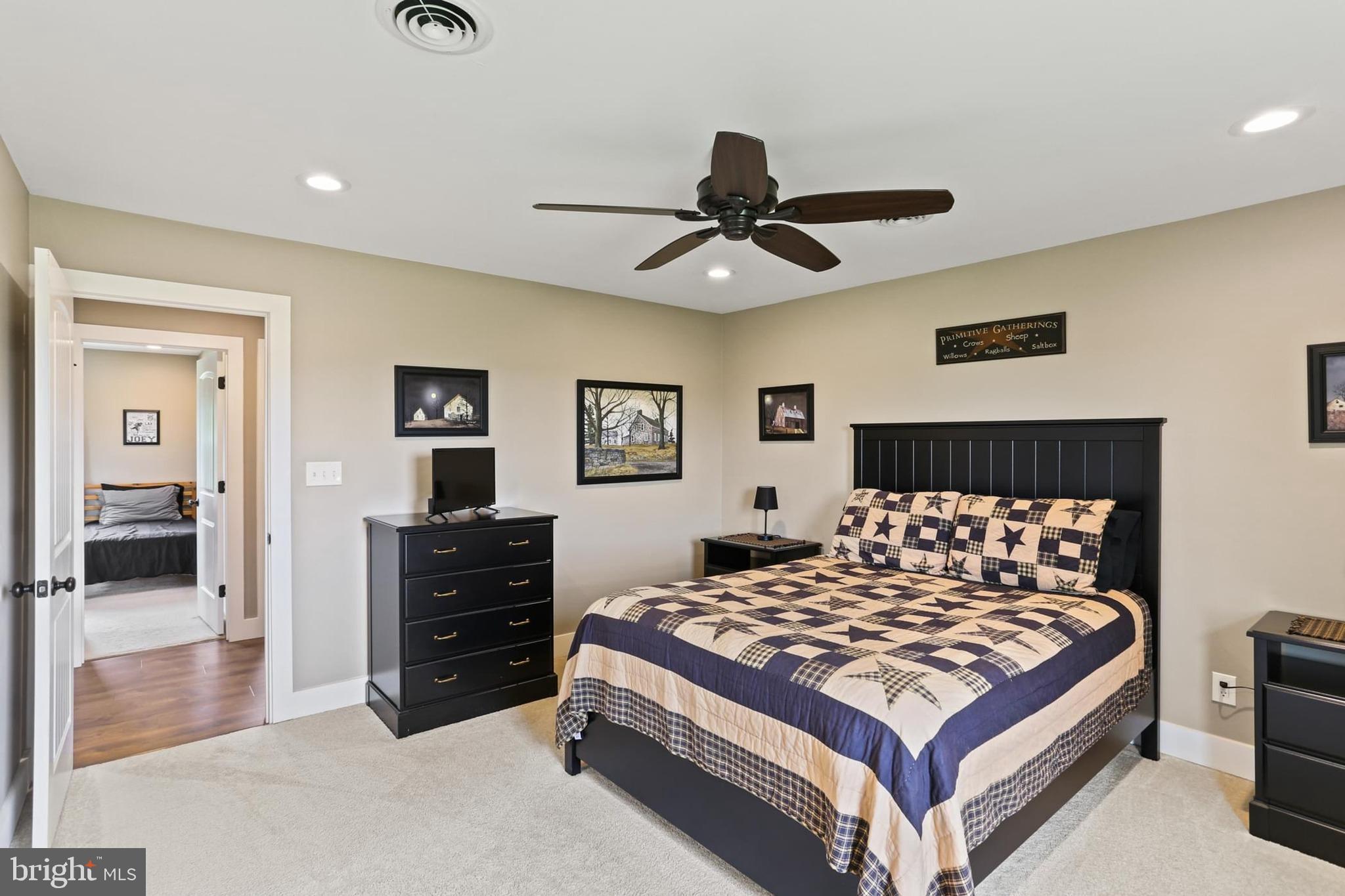 NESTLING WIND - Residential