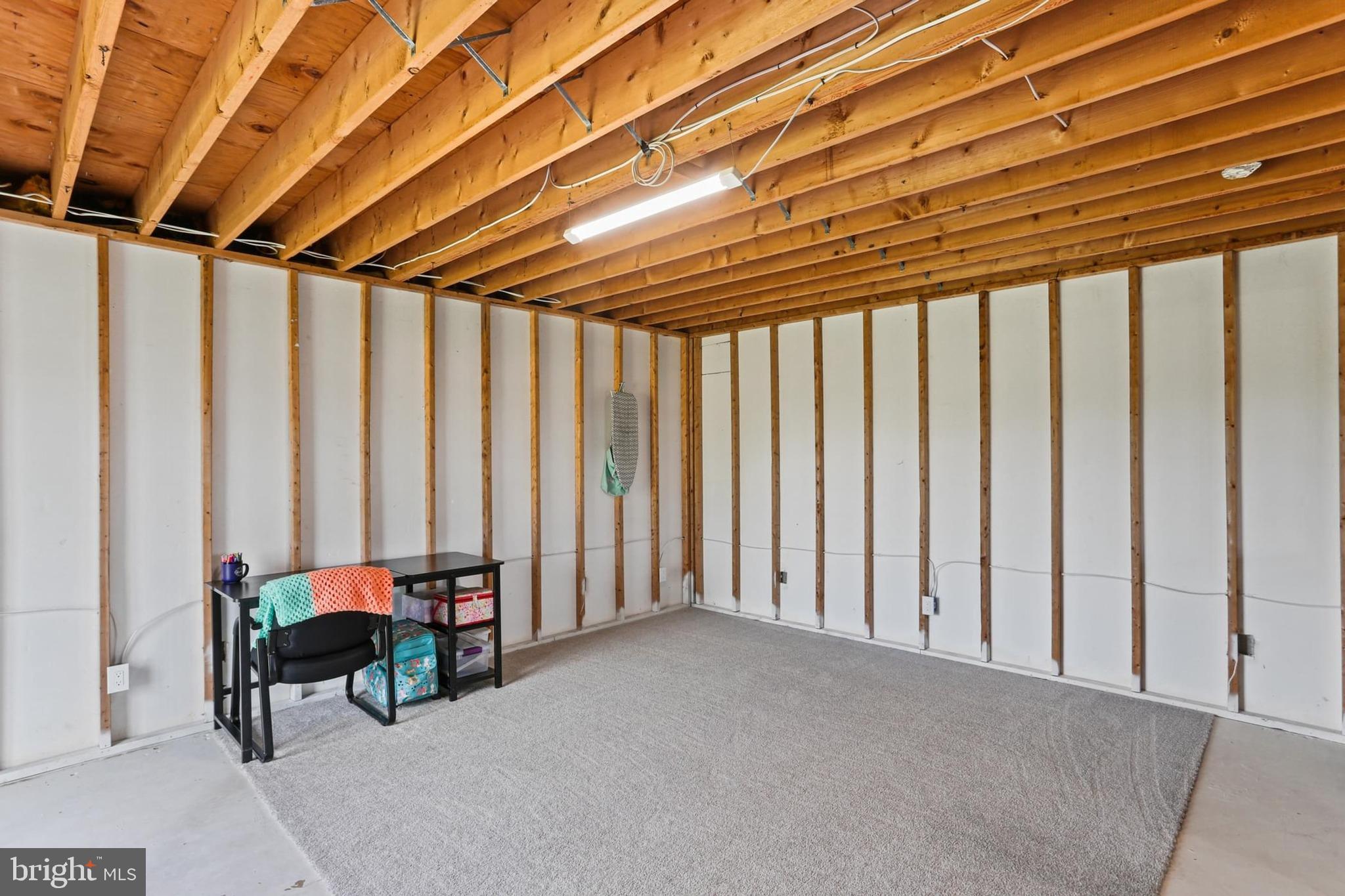 NESTLING WIND - Residential