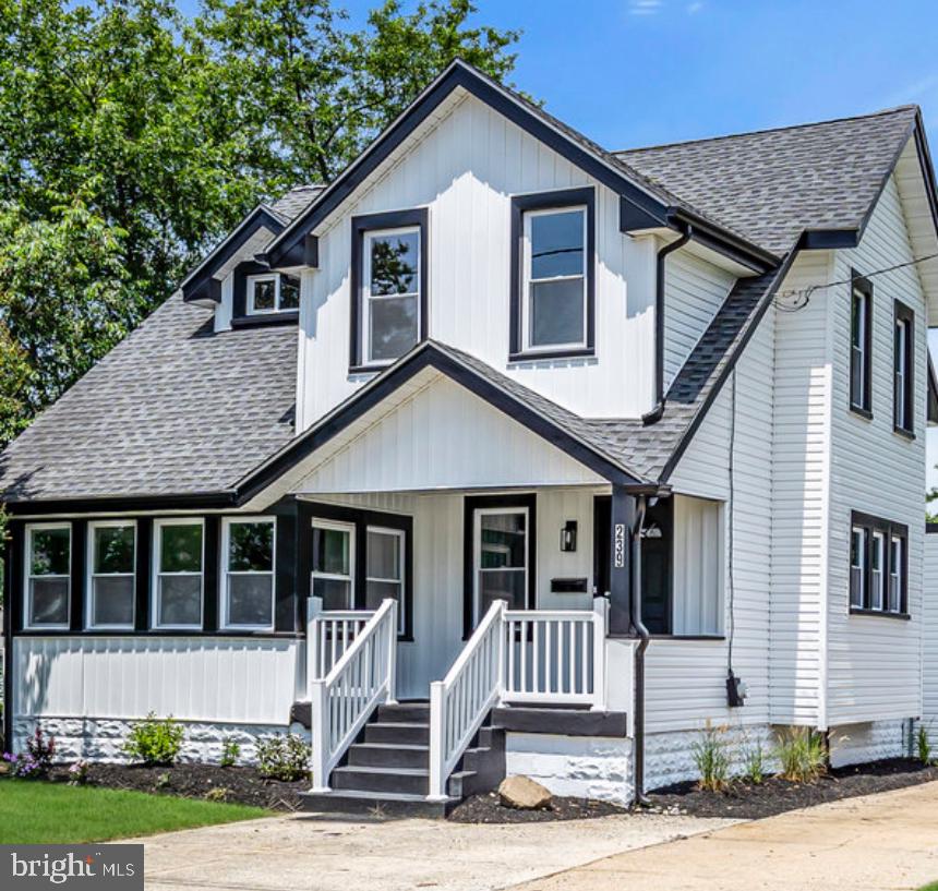239 W EVESHAM ROAD