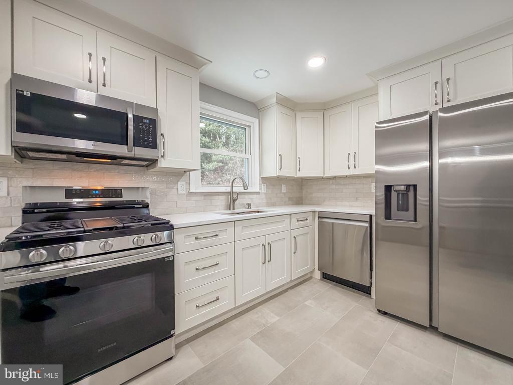 LANGHORNE TERRACE - Residential