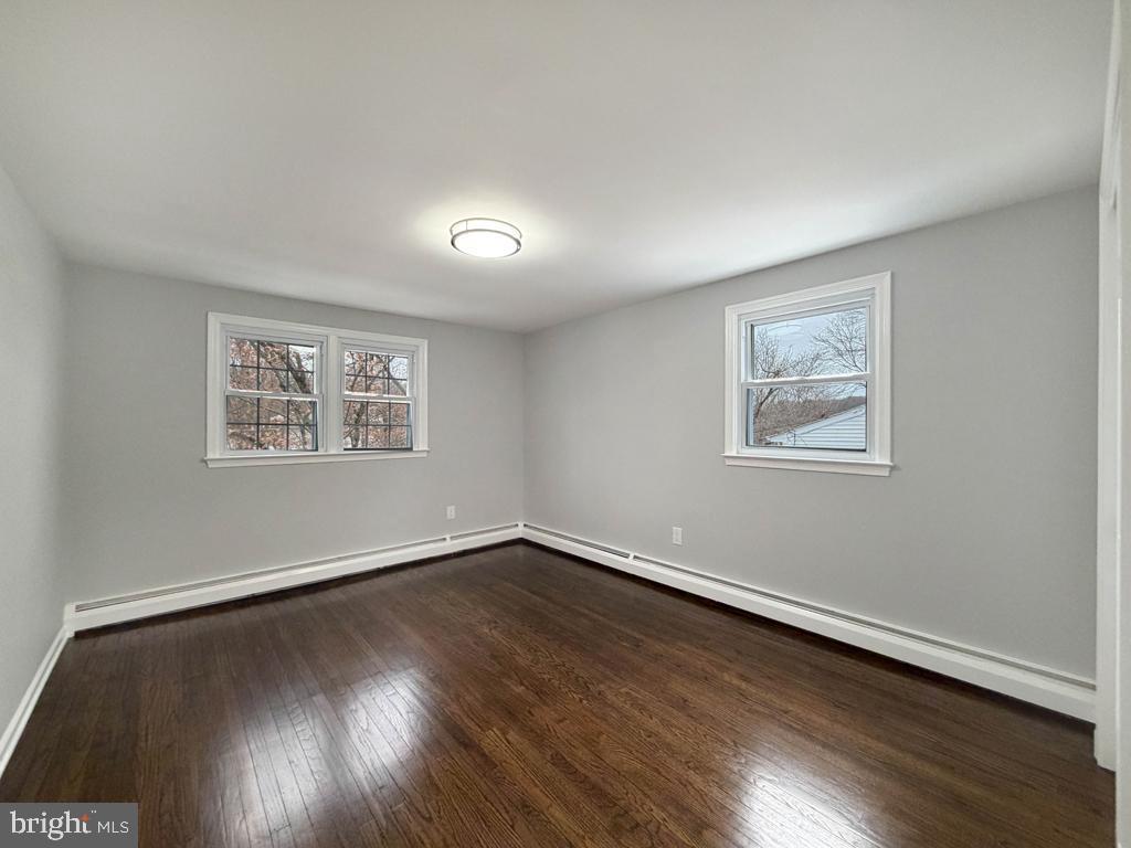 LANGHORNE TERRACE - Residential